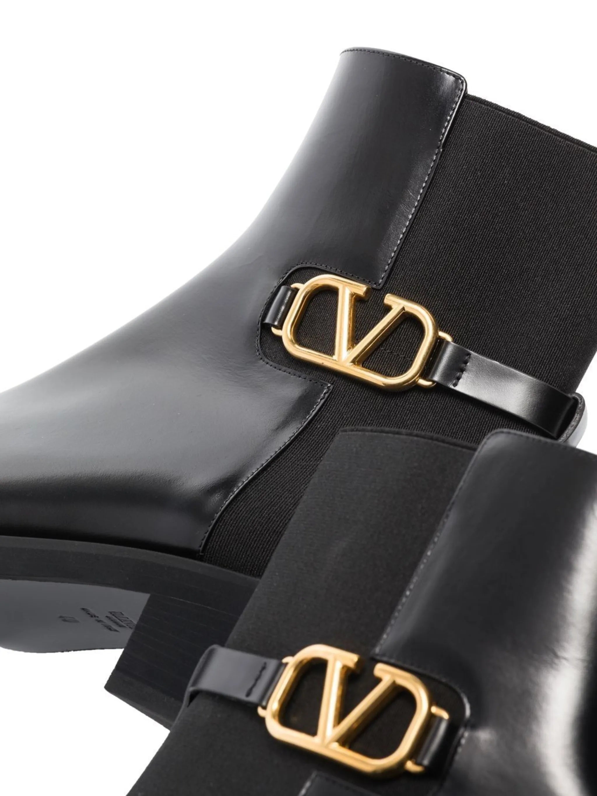 30mm VLogo Signature ankle boots