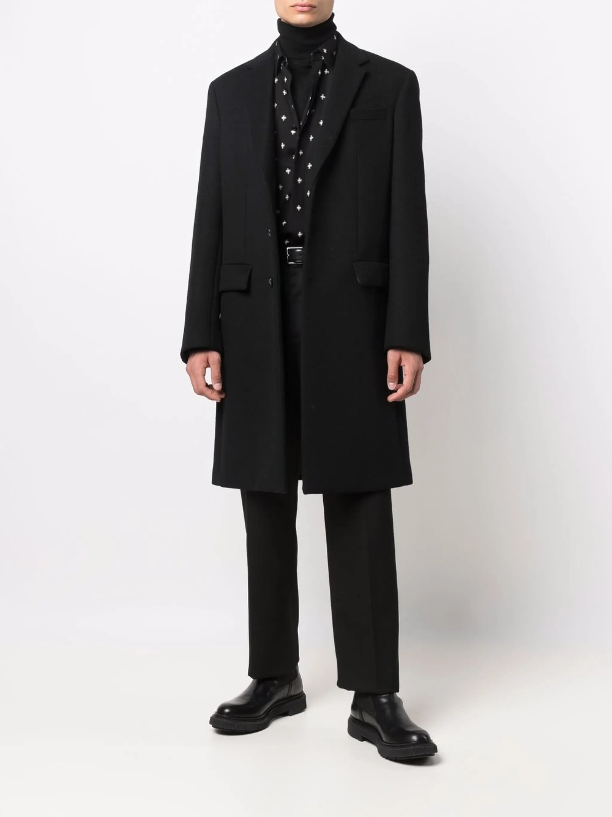 straight-leg tailored trousers
