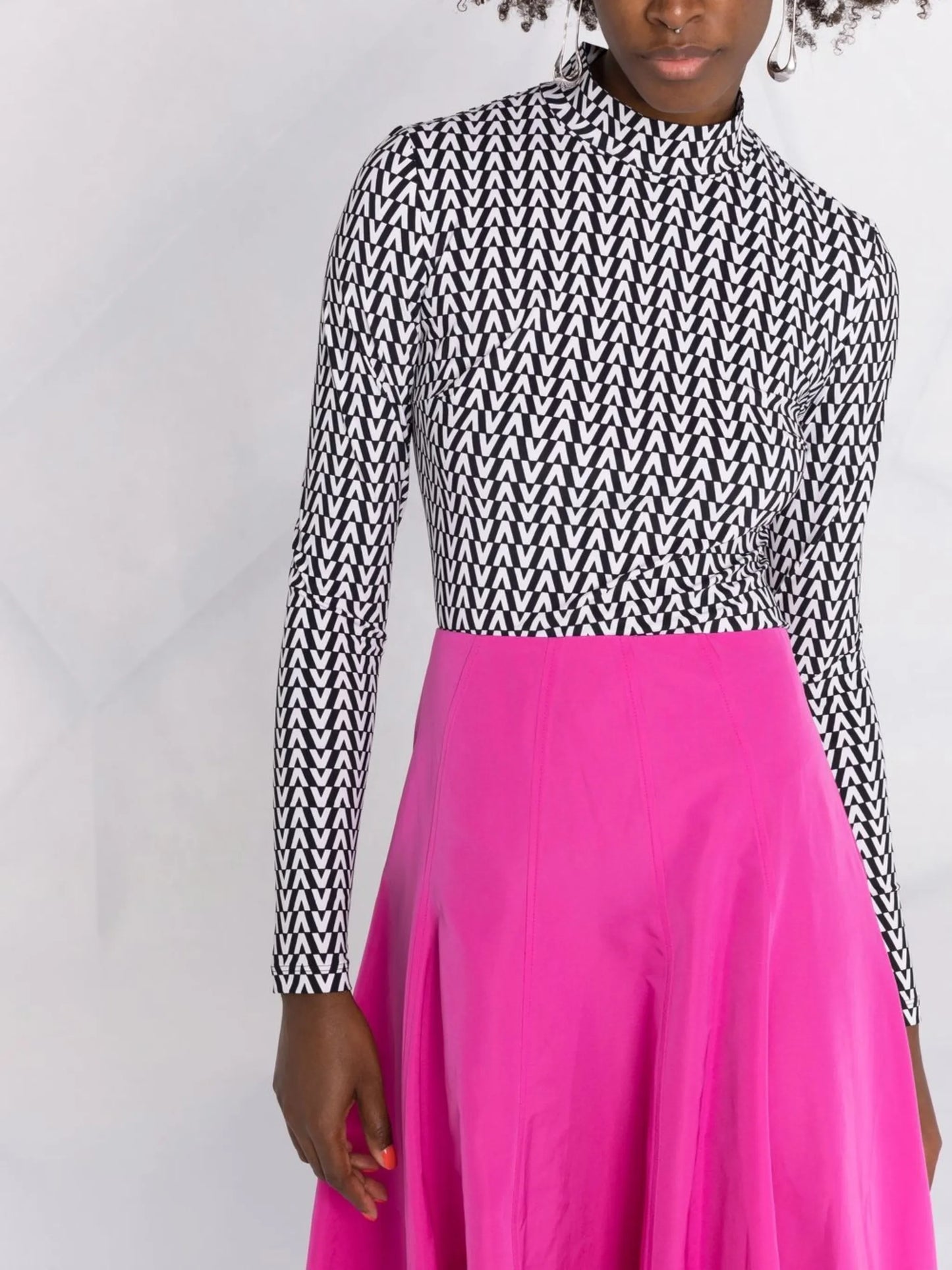 monogram stretch-fit jersey top
