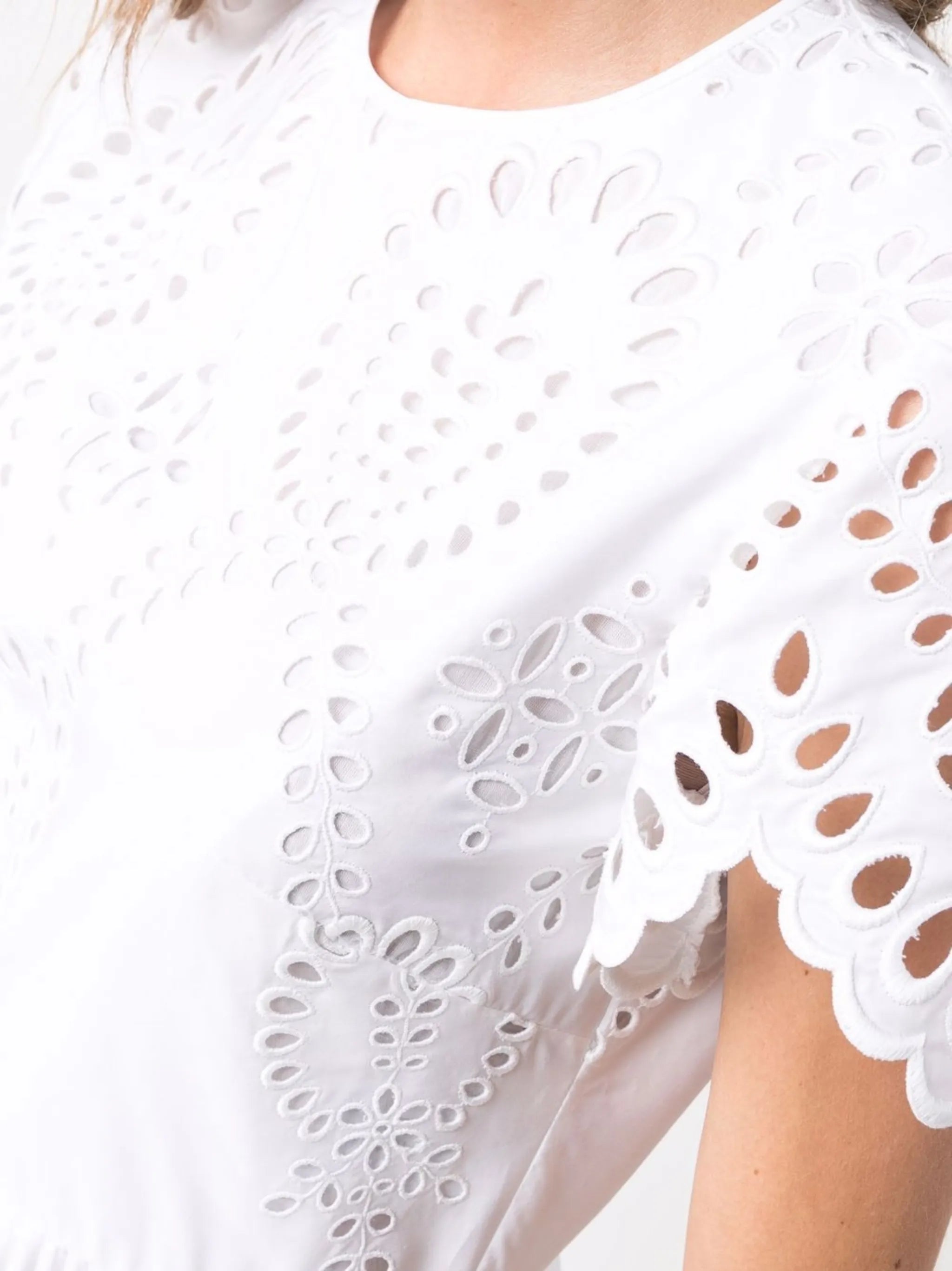 broderie anglaise pleated dress