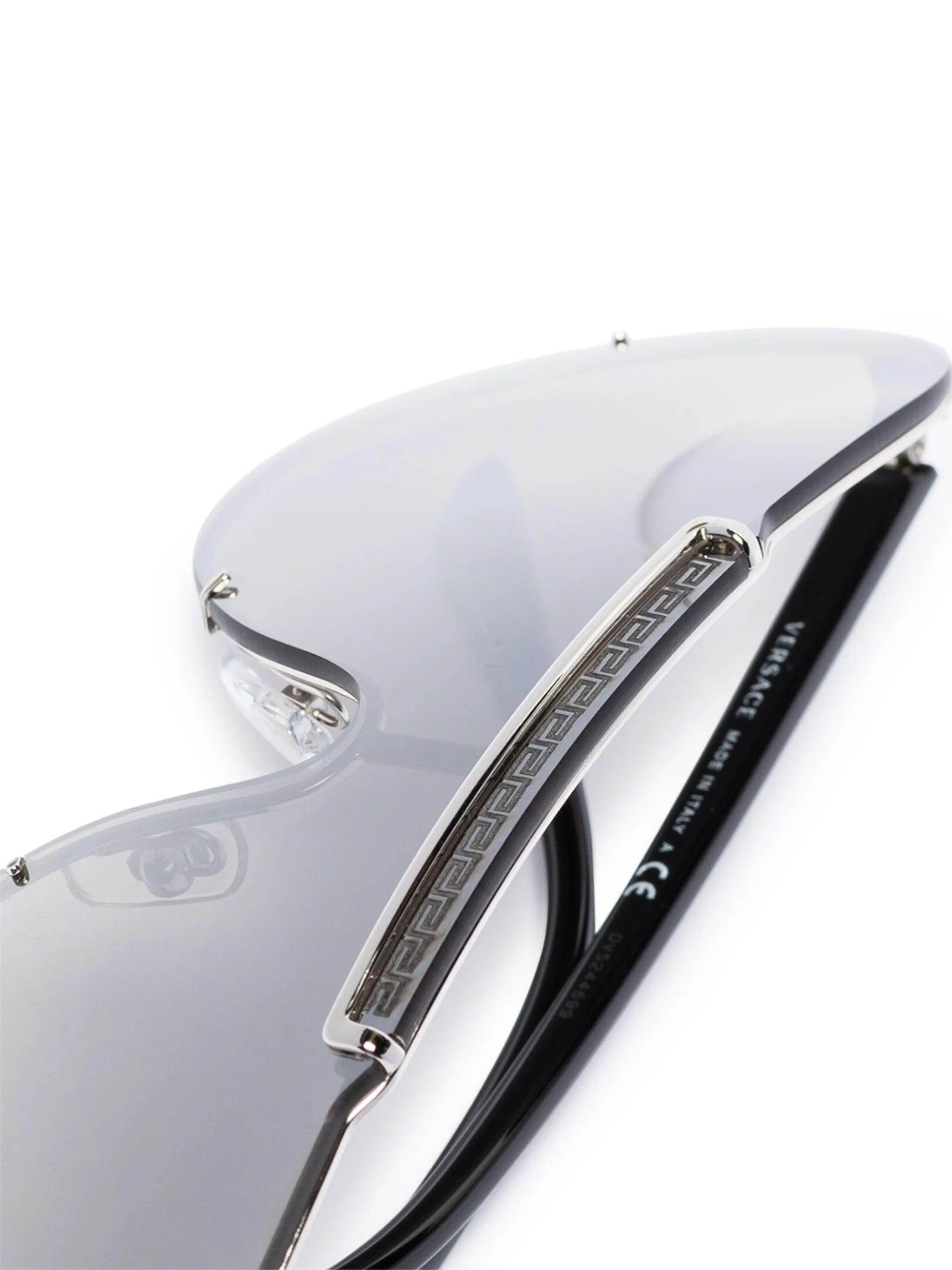 pilot-frame sunglasses