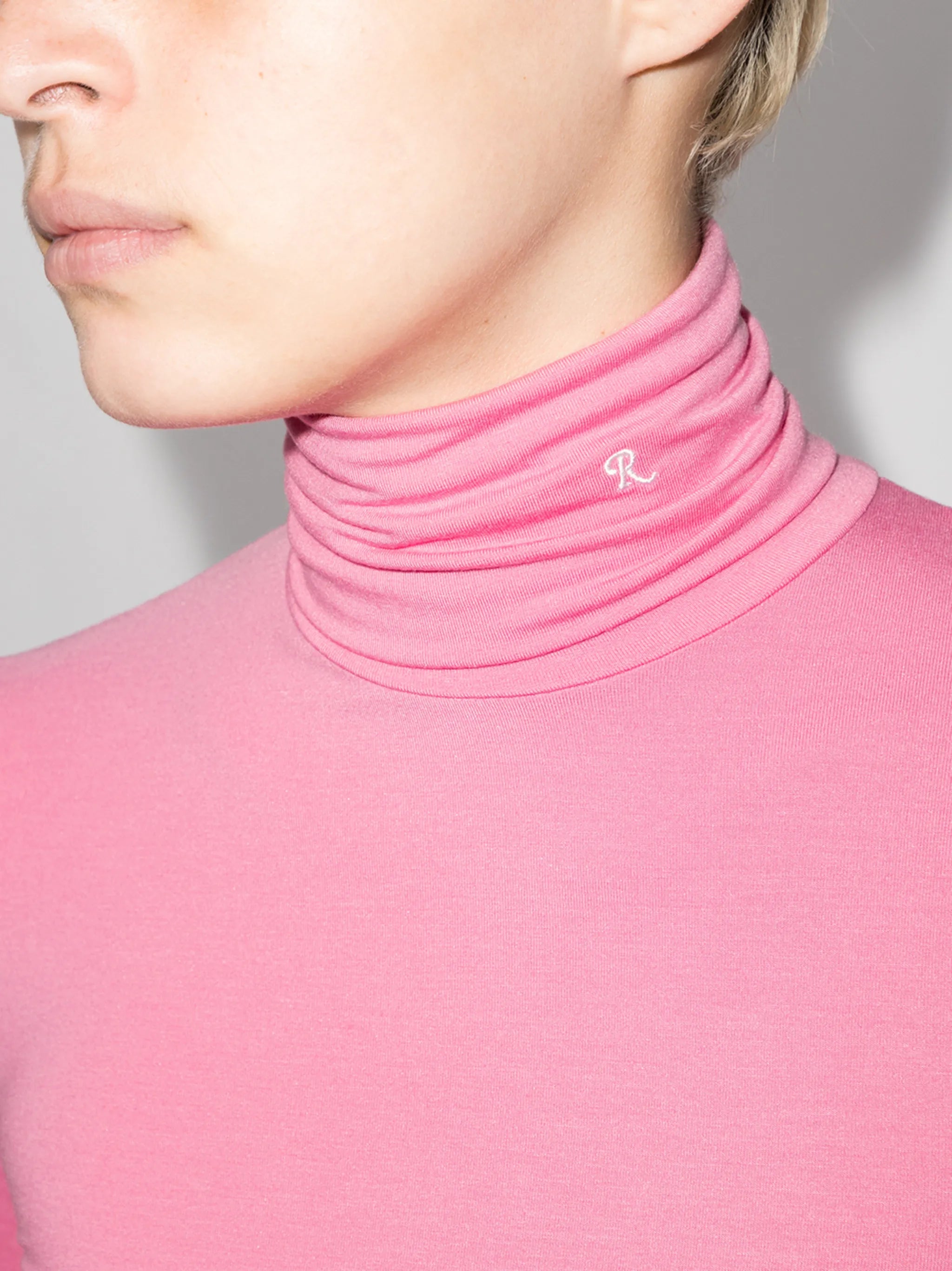 Uni Sous logo-embroidered roll-neck T-shirt