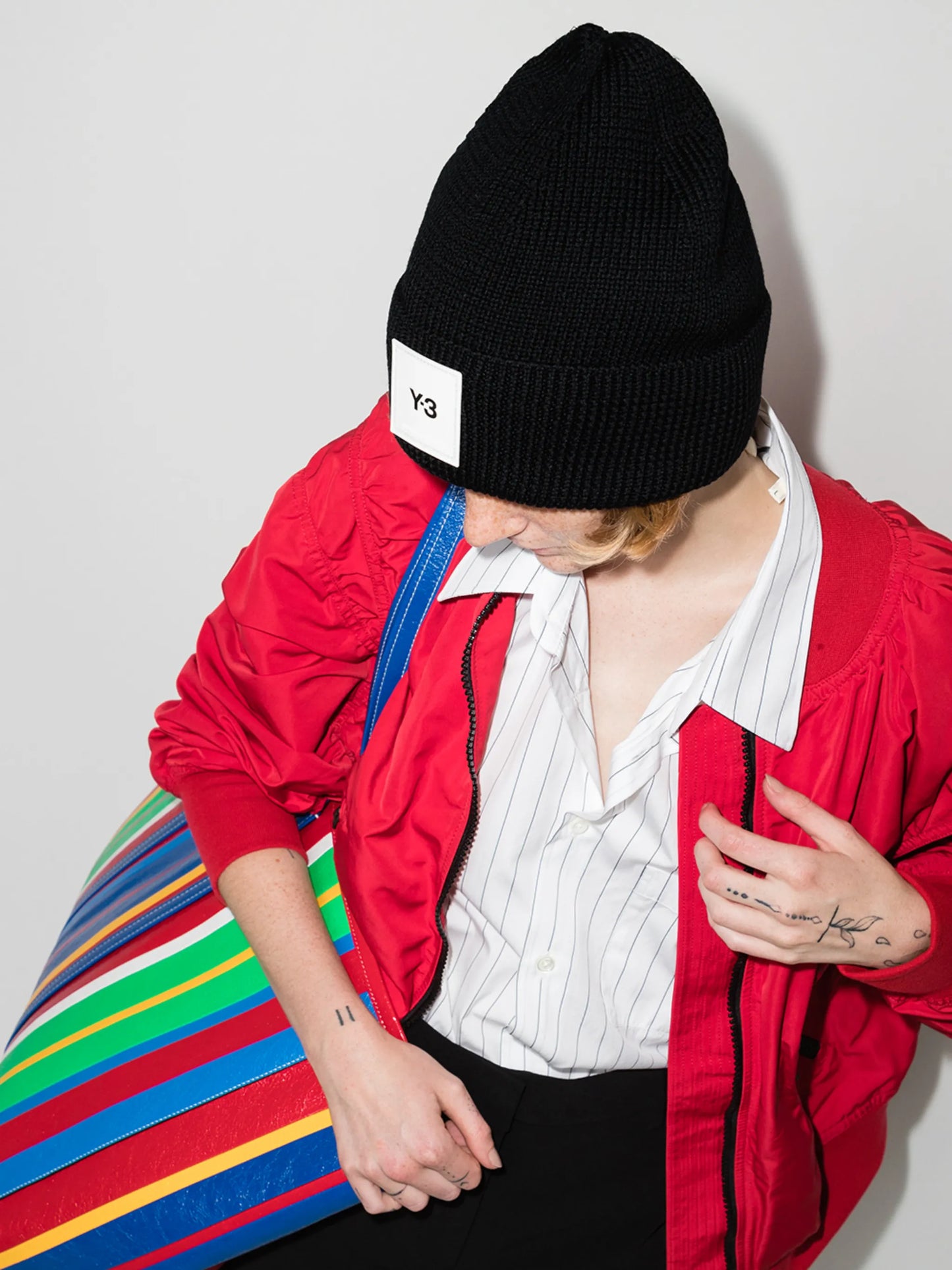 logo-patch ribbed beanie