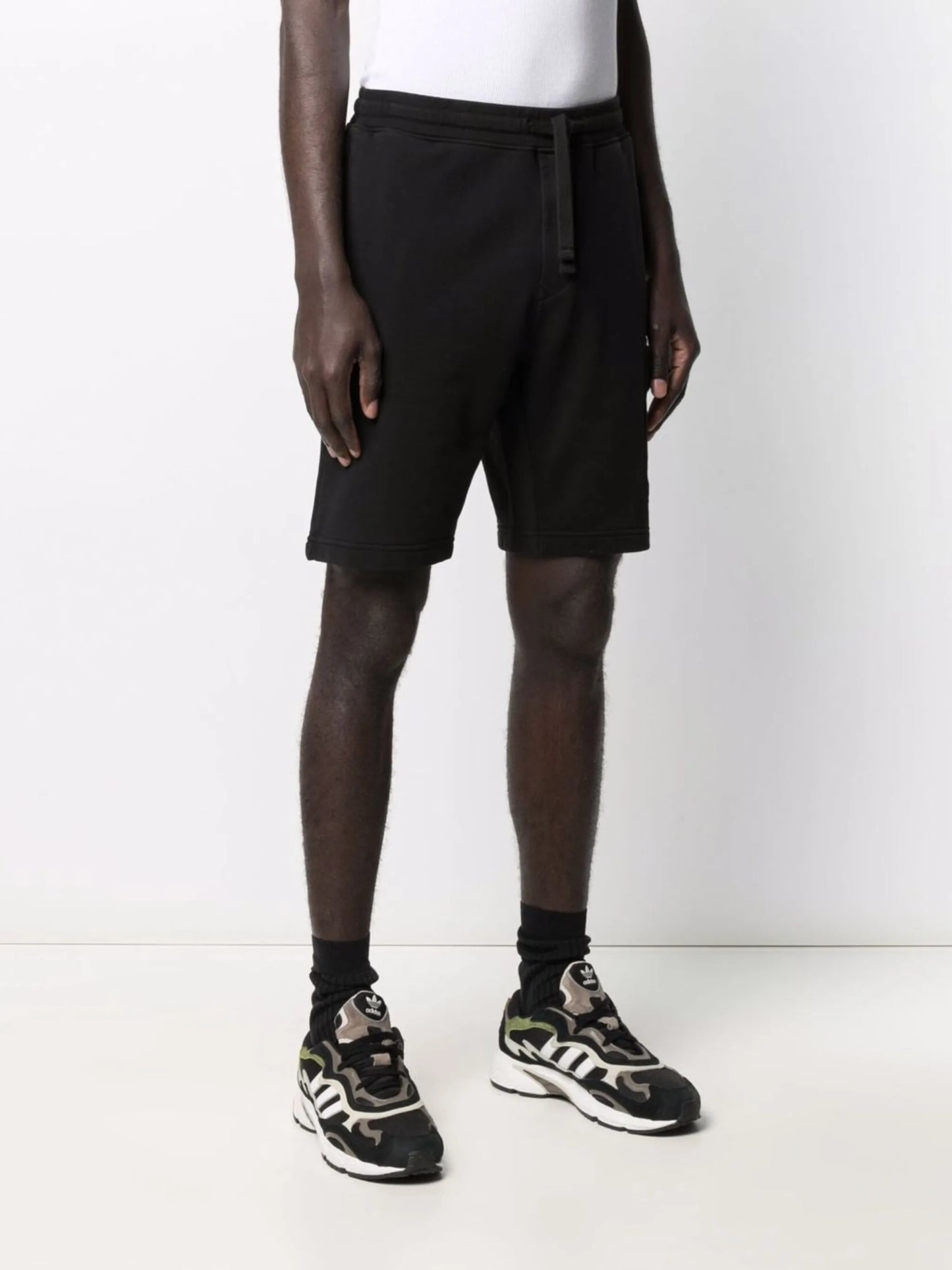 logo-appliqué cotton cargo shorts