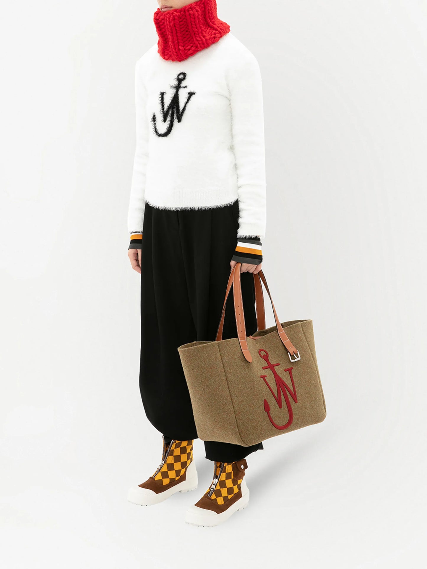 Belt tote bag