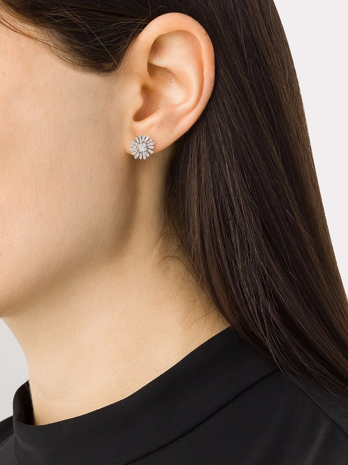18kt white gold Fireworks diamond stud earrings