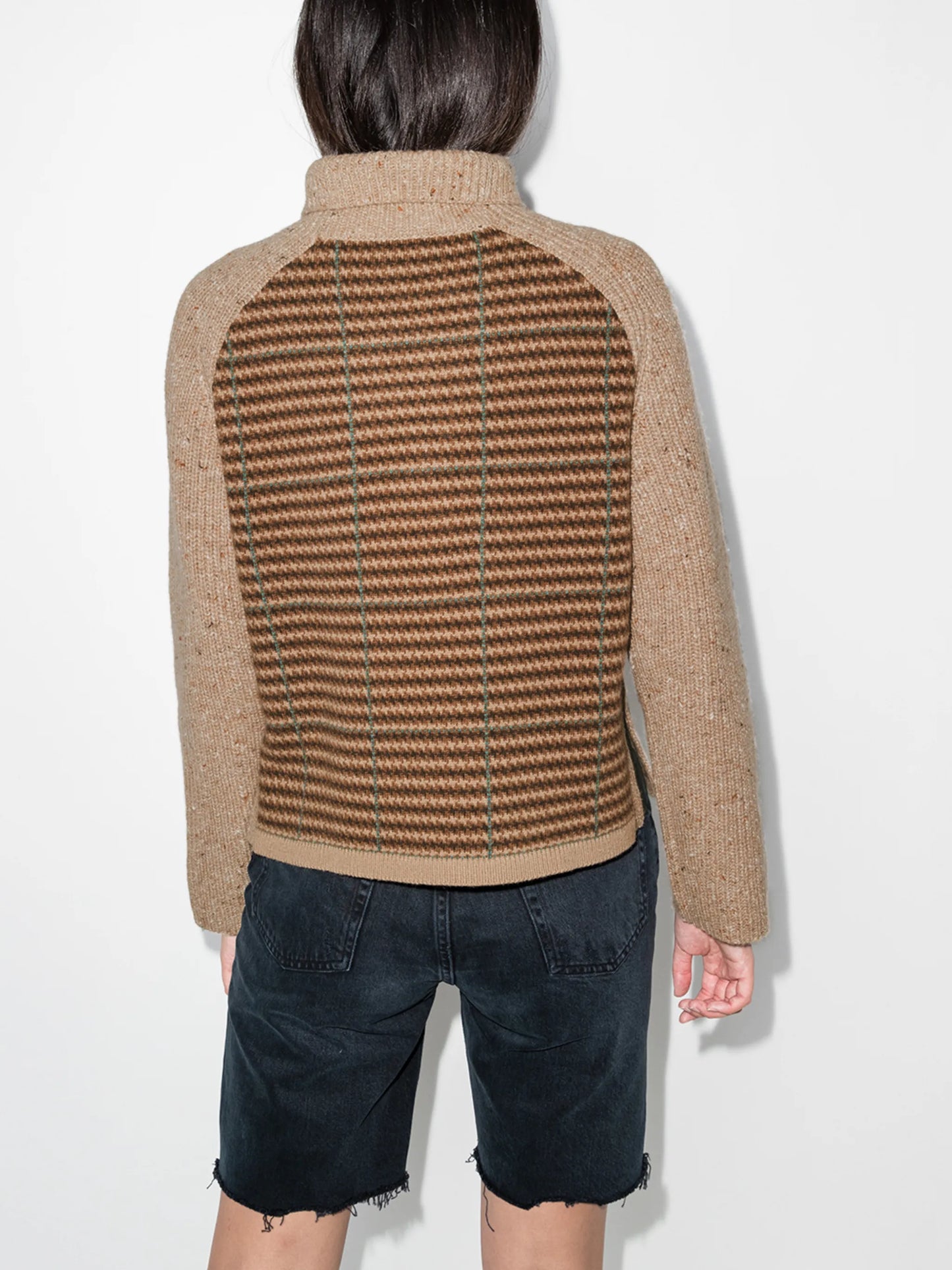 checked raglan sleeves jumper