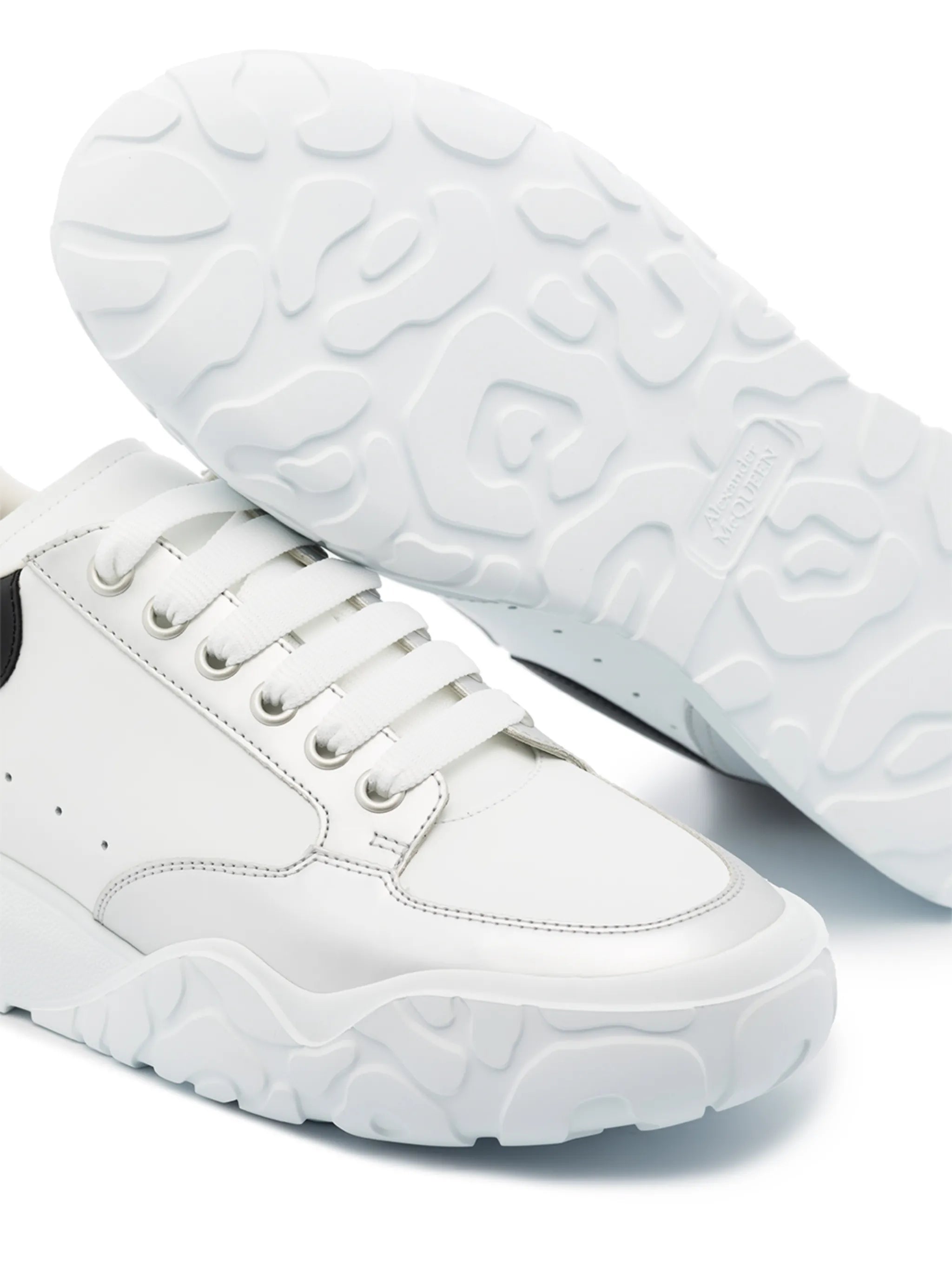 Court leather low-top sneakers