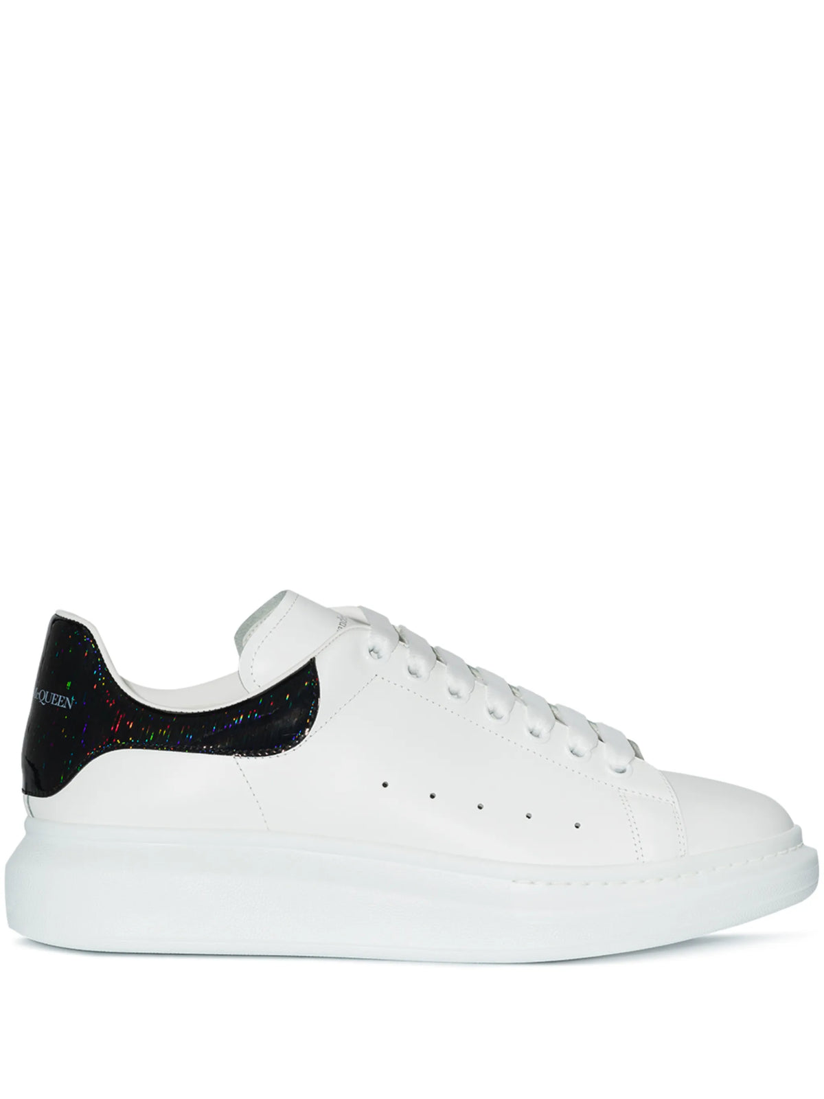 Oversized low-top sneakers