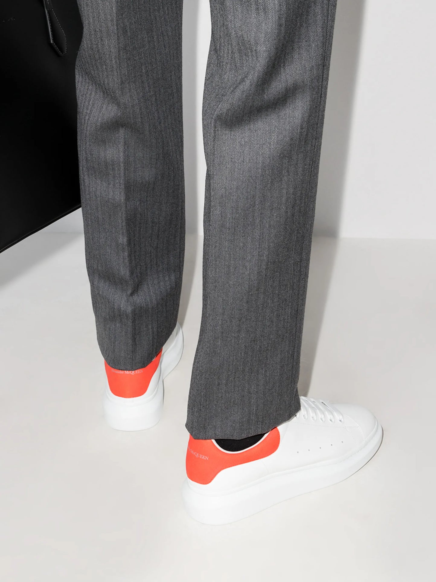 Oversized low-top sneakers