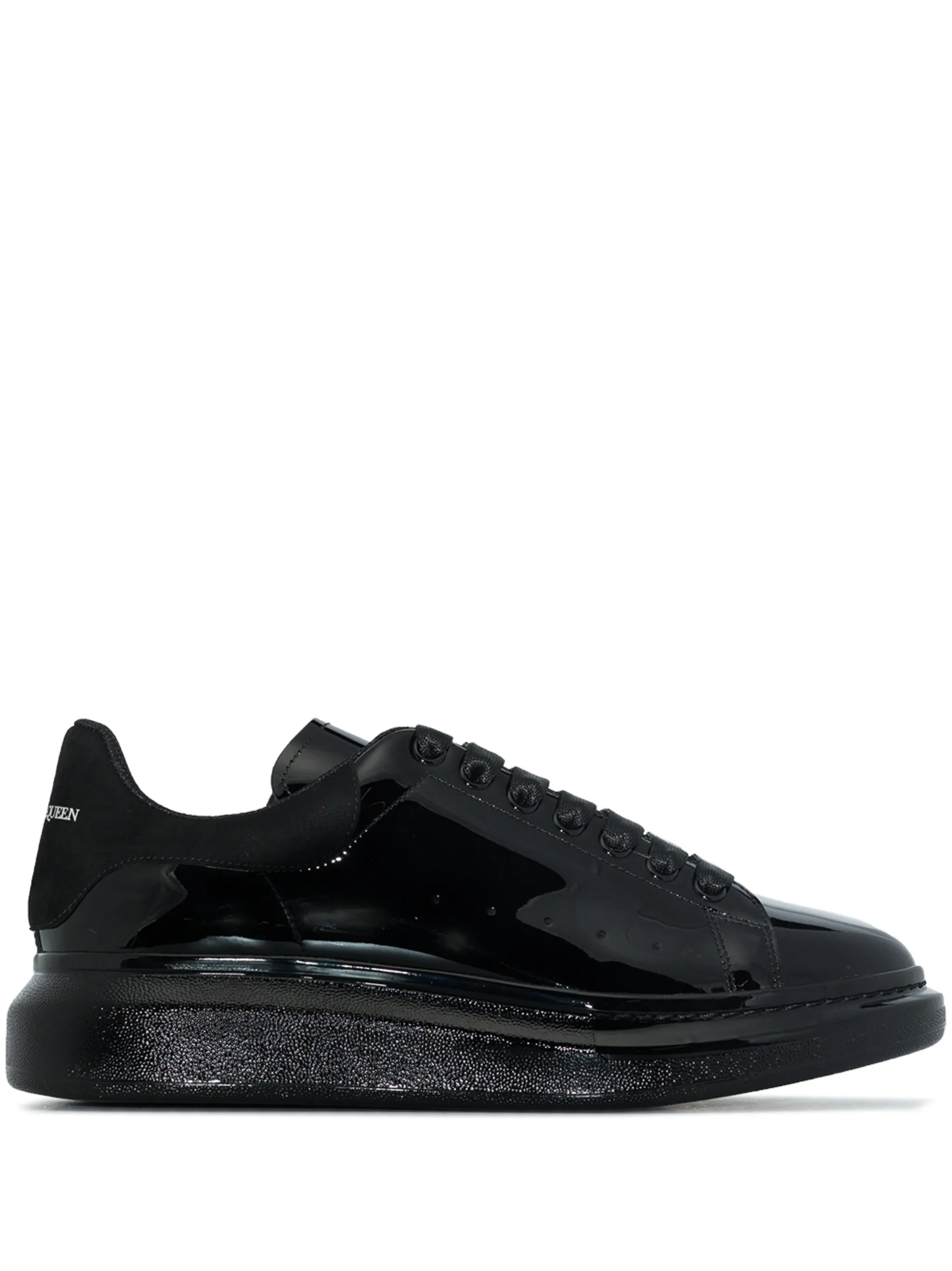 Oversized low-top sneakers