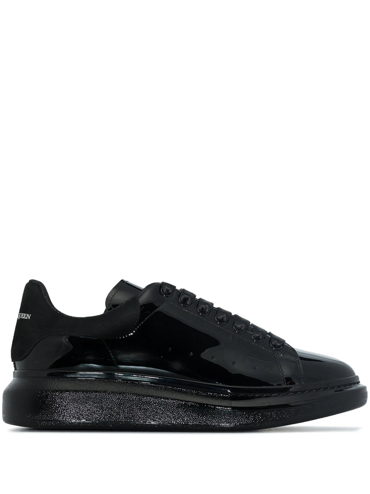 Oversized low-top sneakers