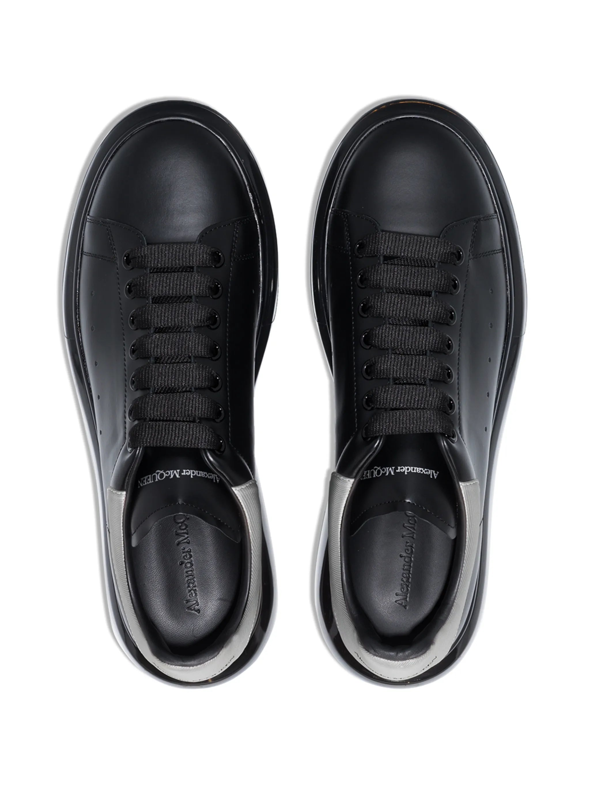 Oversized low-top sneakers