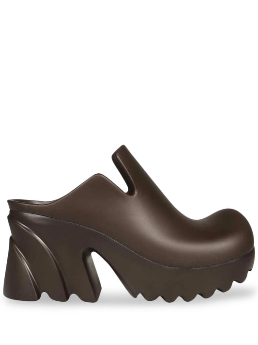 Flash platform clogs