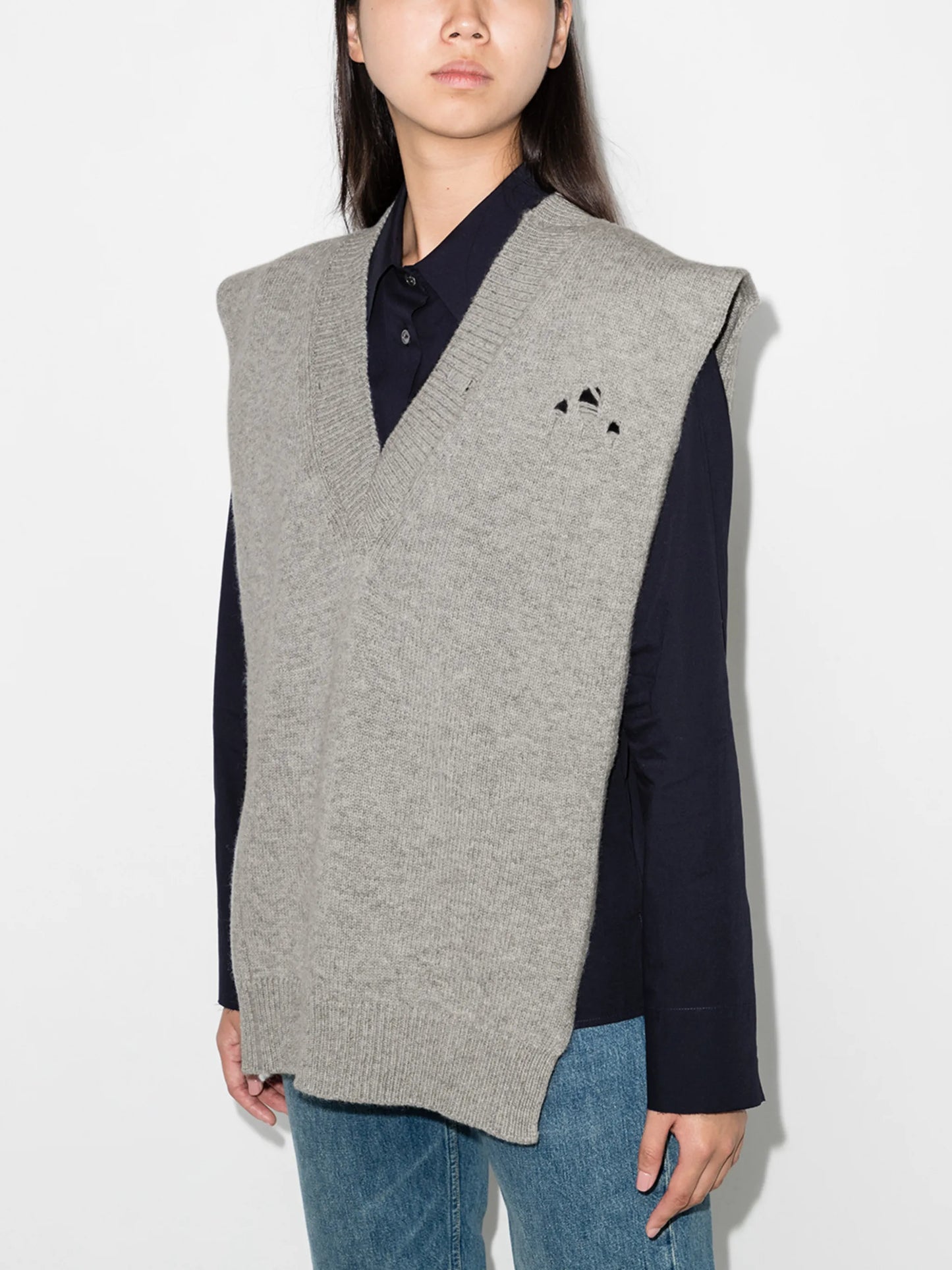 ripped V-neck knitted vest