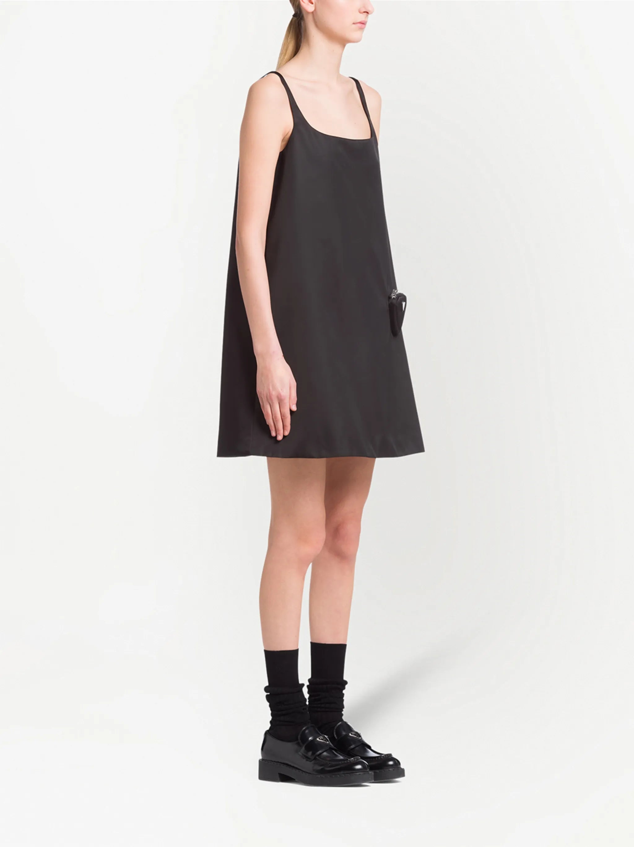 logo-plaque sleeveless dress
