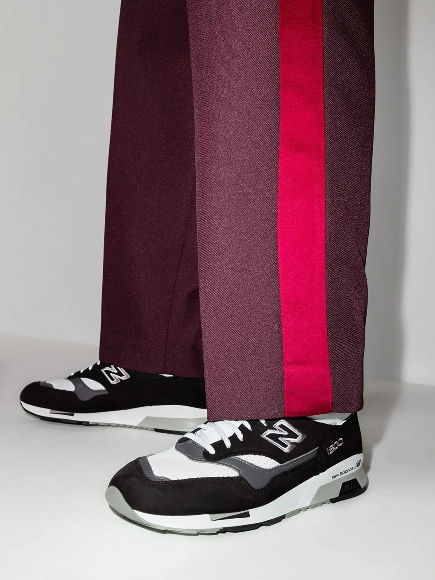 M1500KGW low-top sneakers