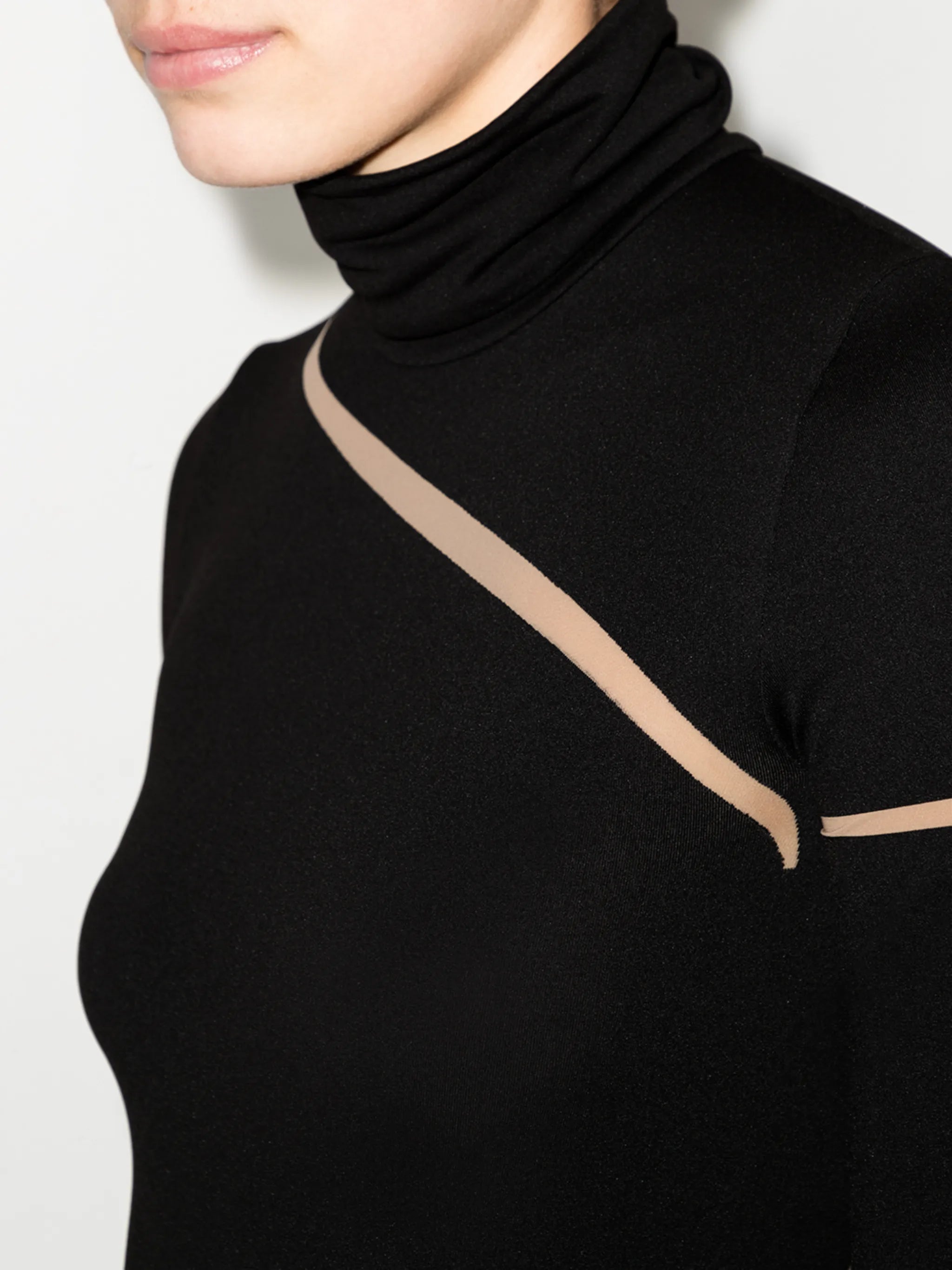 Leia string bodysuit
