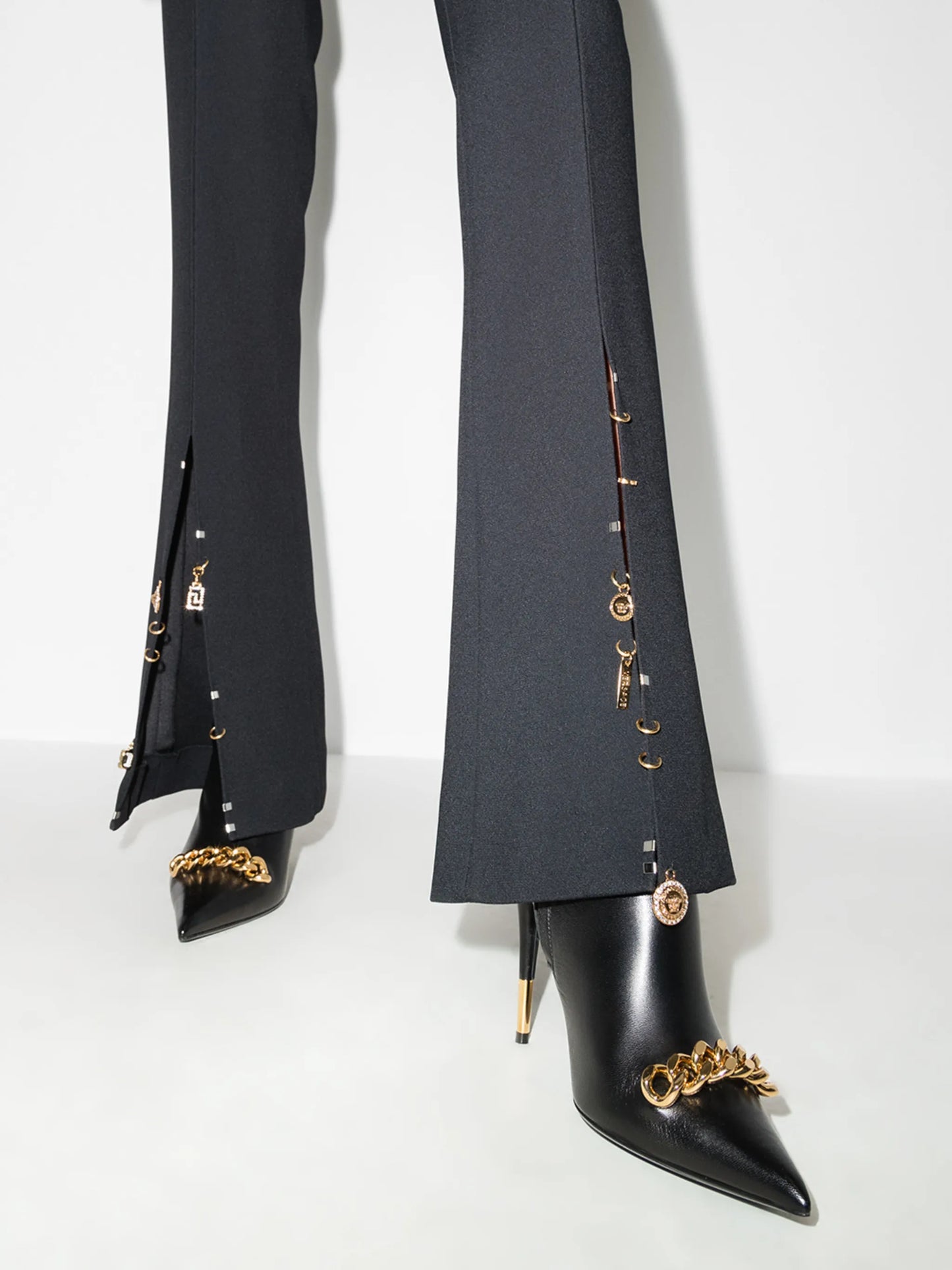 Iconic Chain 105mm ankle boots