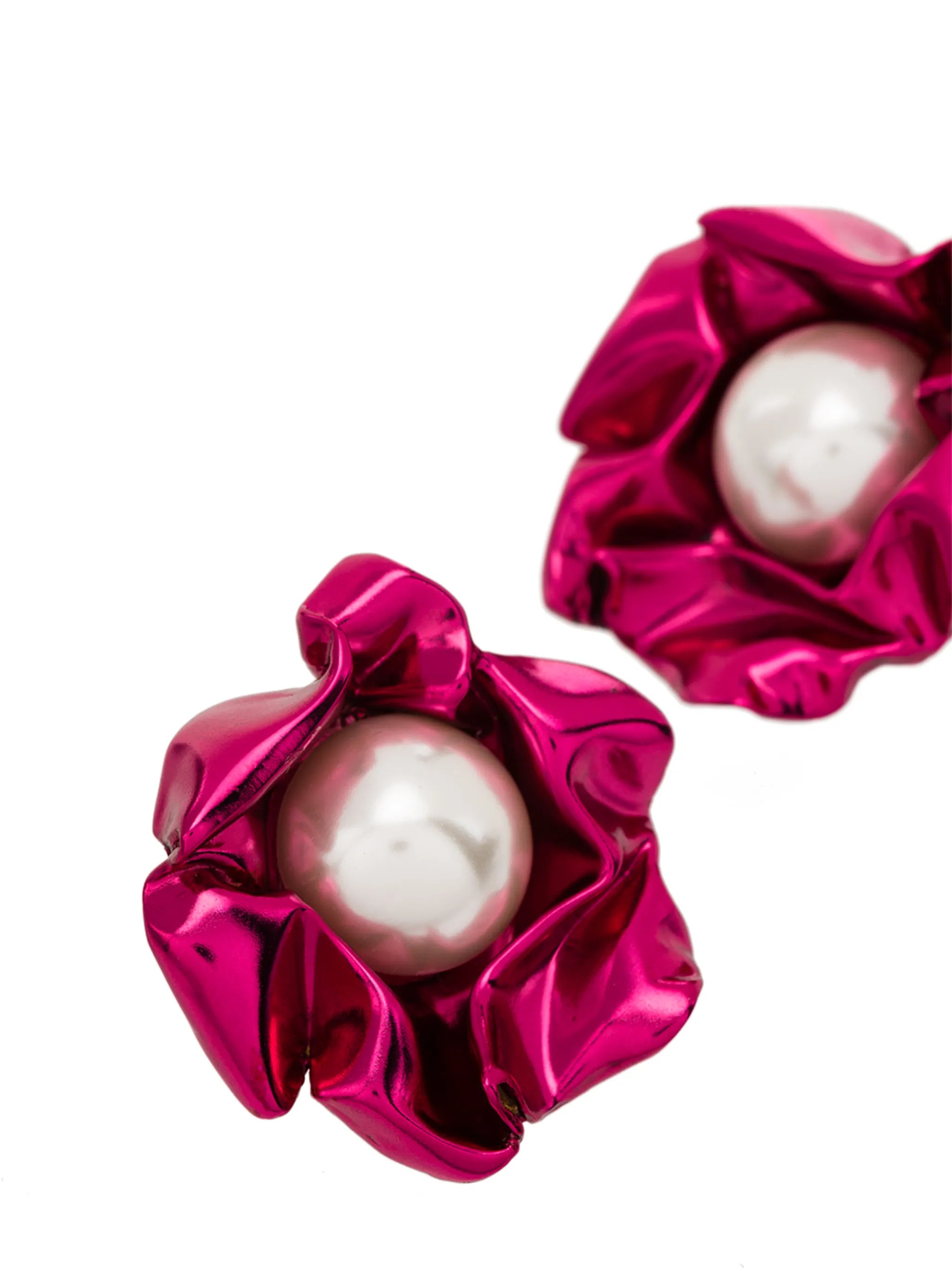 Titania pearl earrings