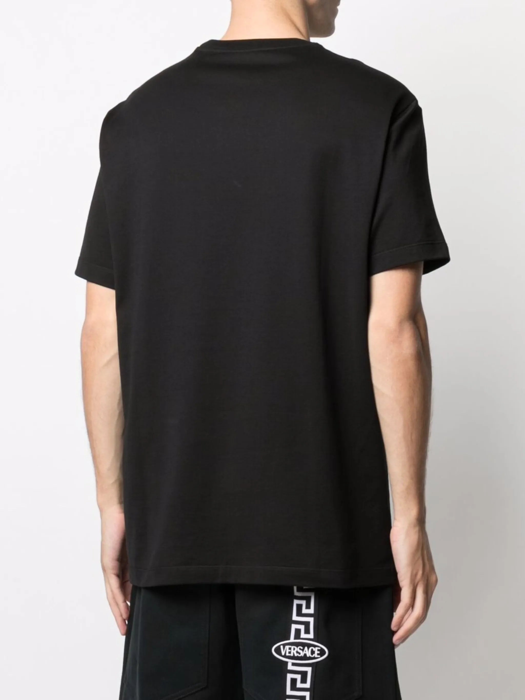 logo-embroidered T-shirt