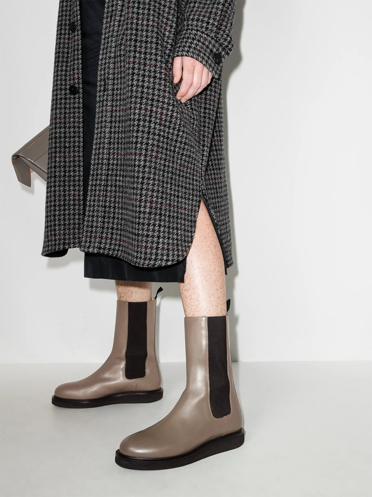 Model 18 leather Chelsea boots
