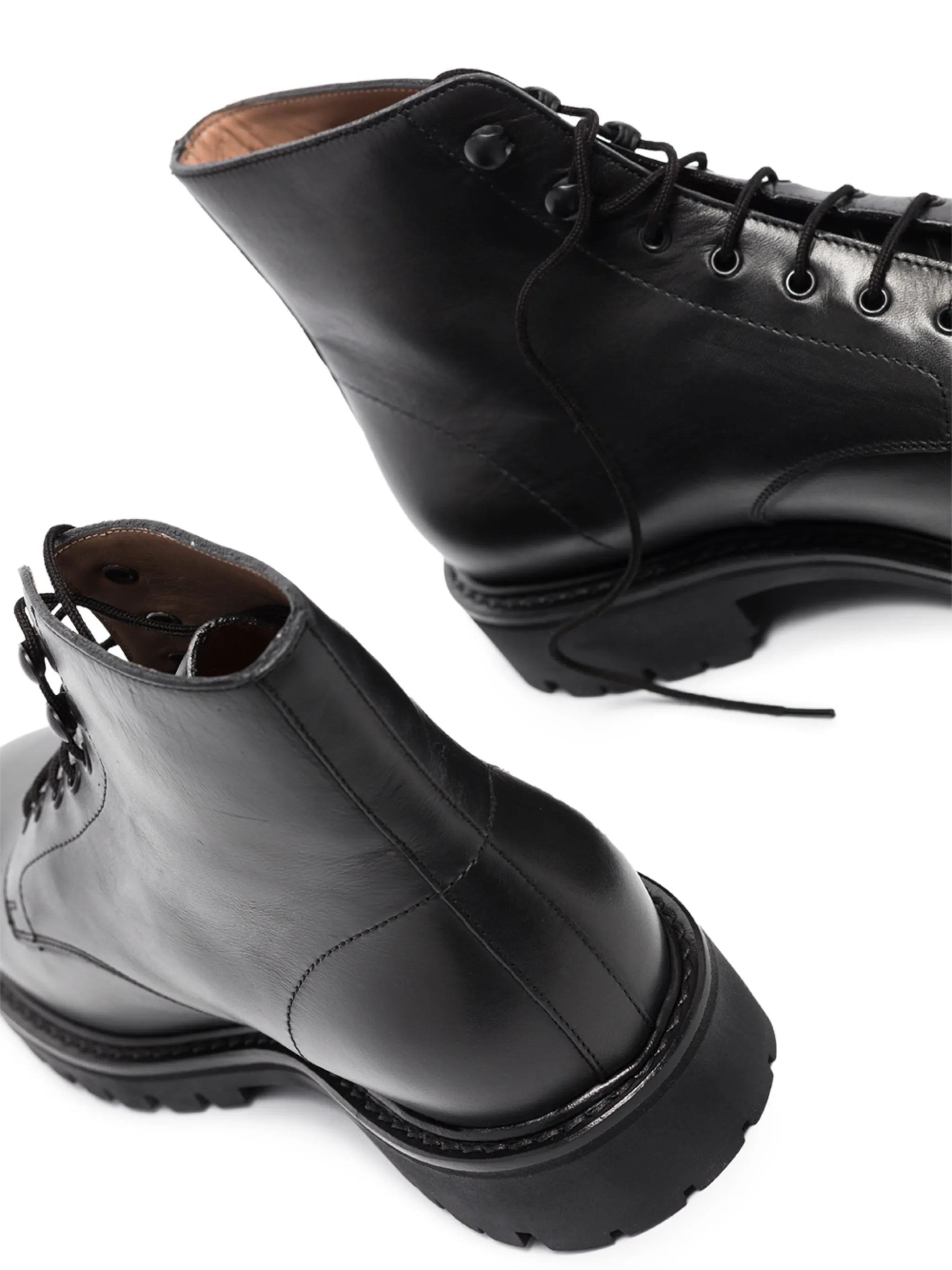 Model 21 leather ankle boots
