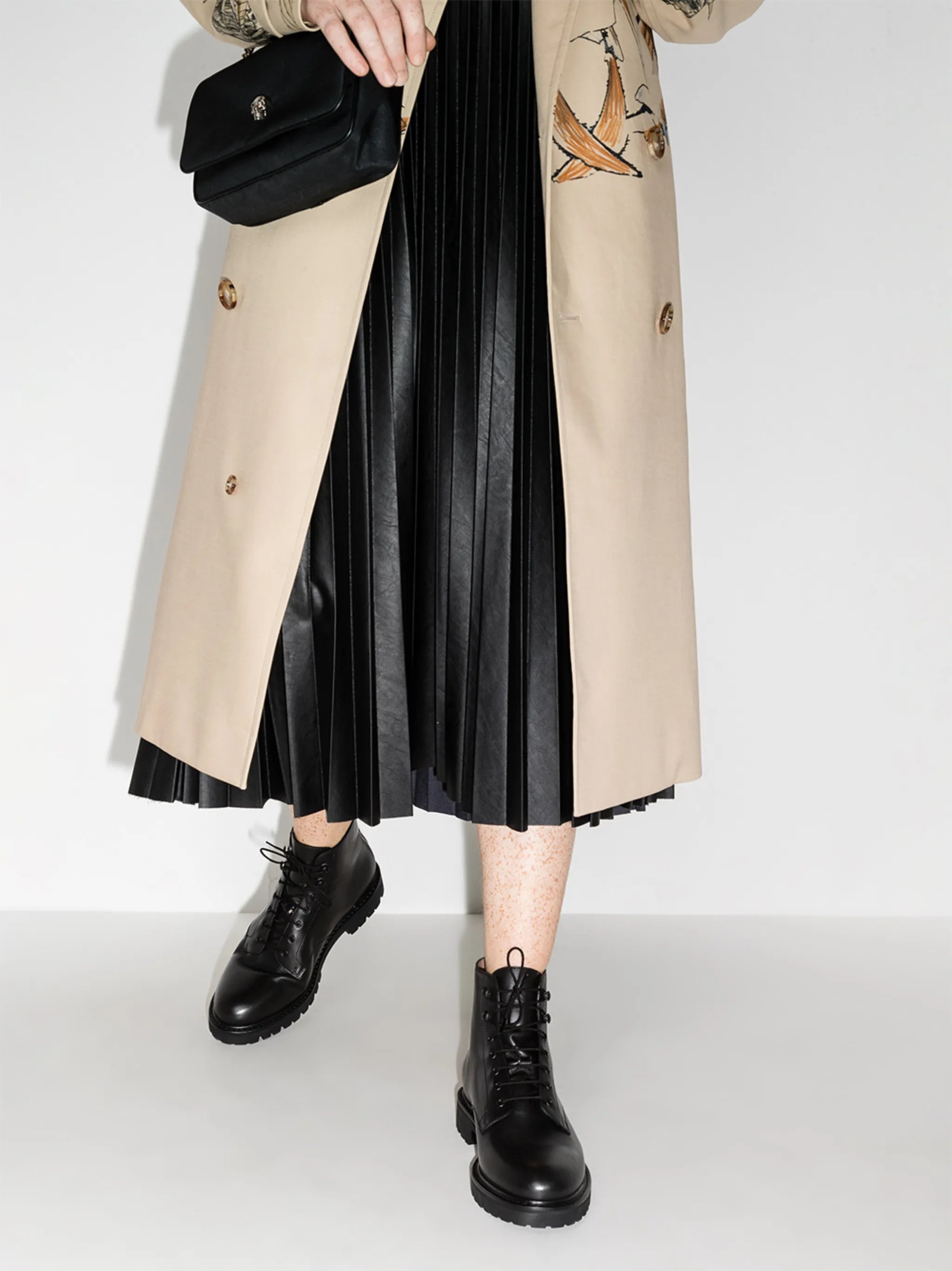 Model 21 leather ankle boots