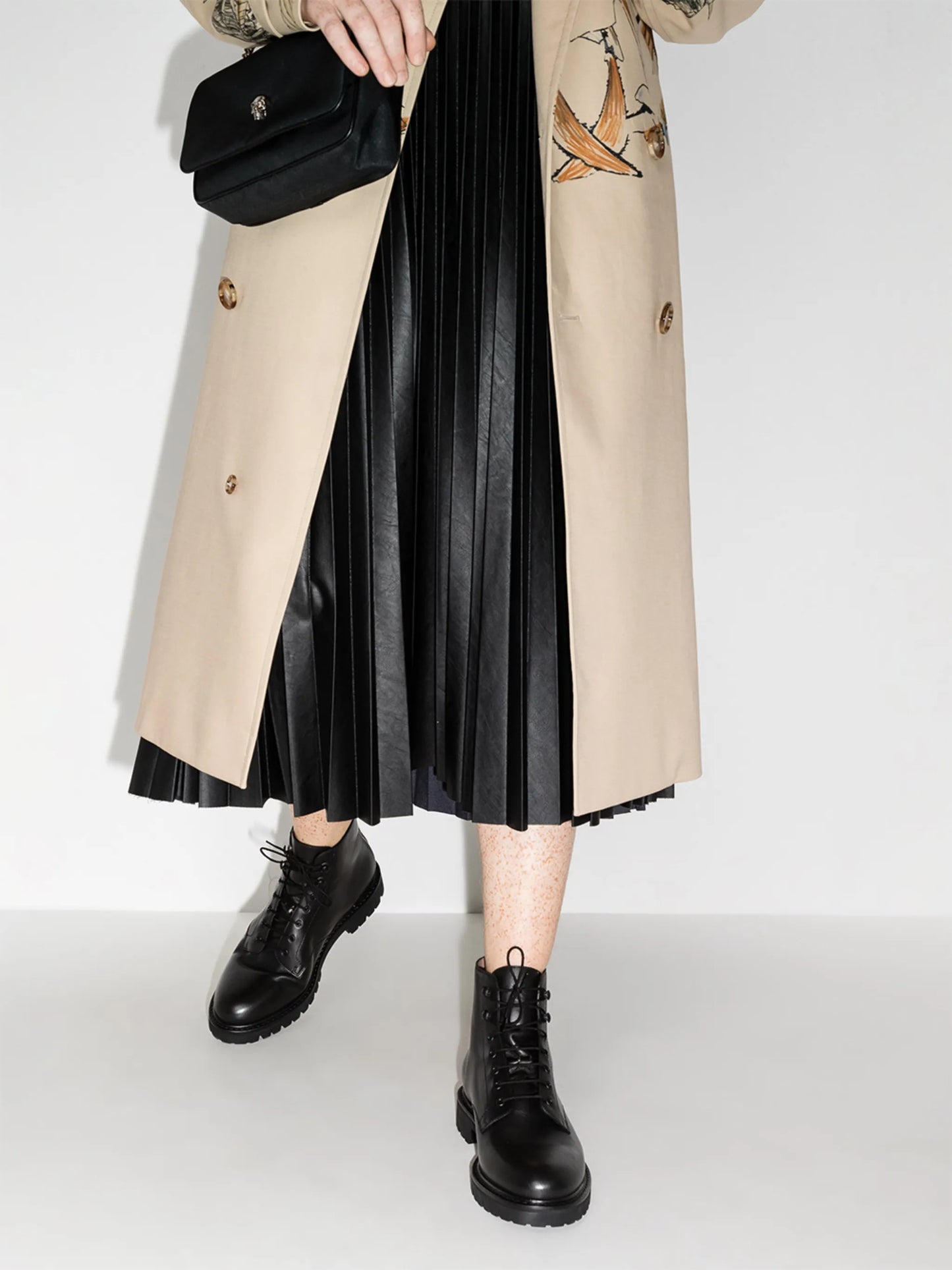 Model 21 leather ankle boots