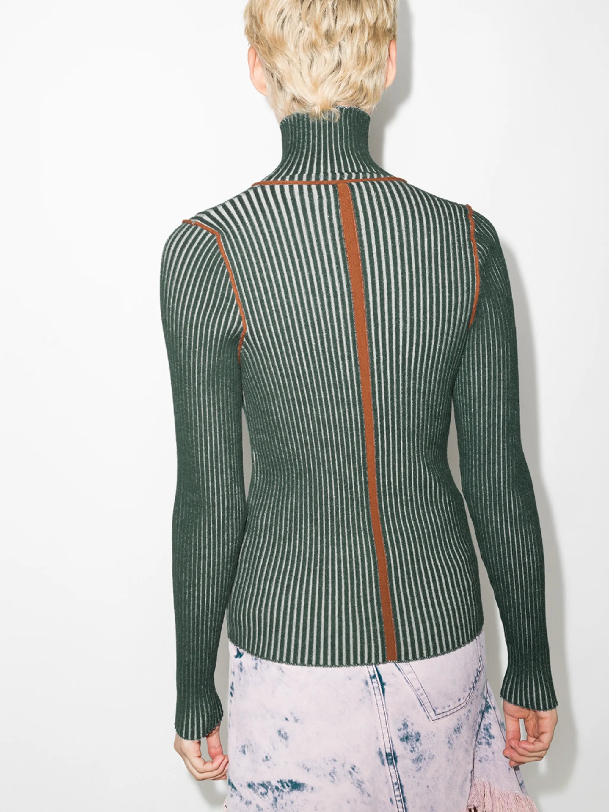 Push high neck jumper