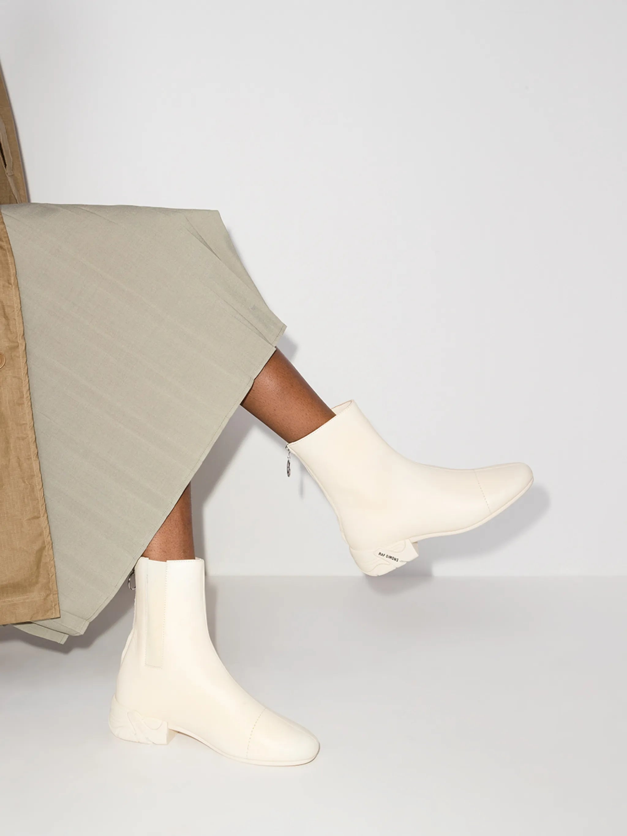 Solaris leather ankle boots