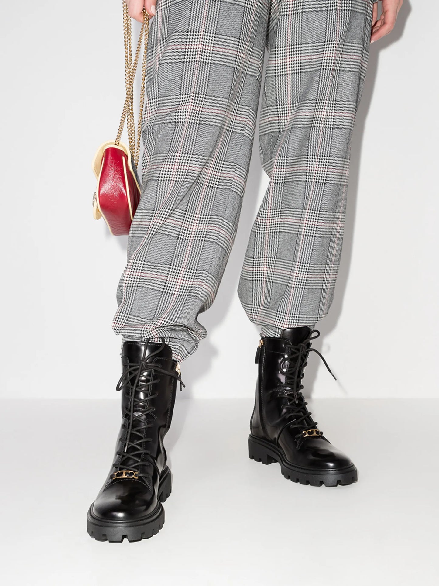 logo-plaque leather boots