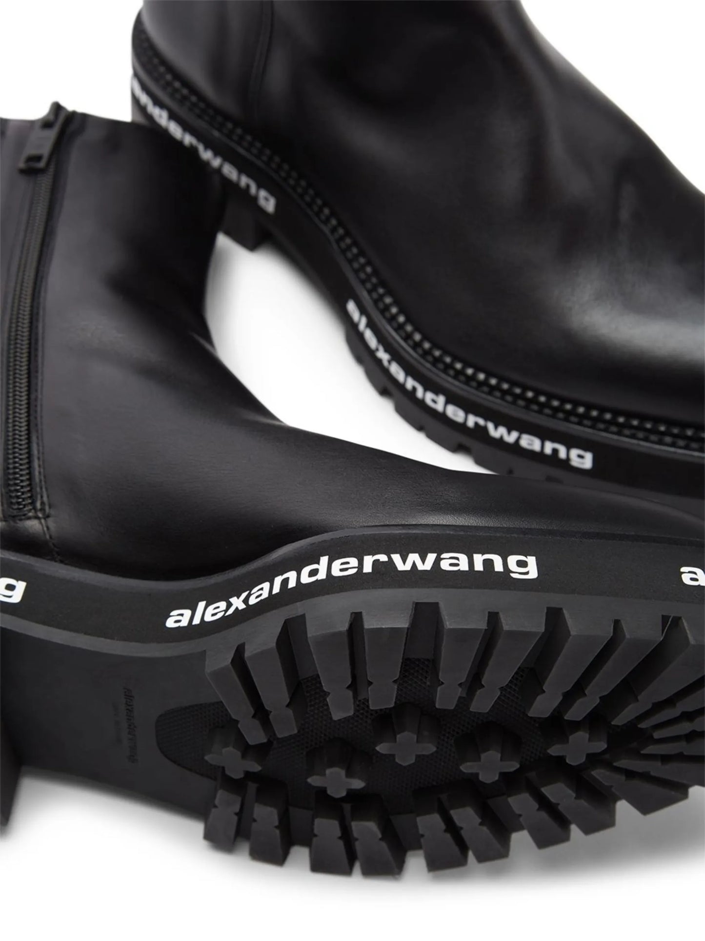 Sanford logo-detail boots