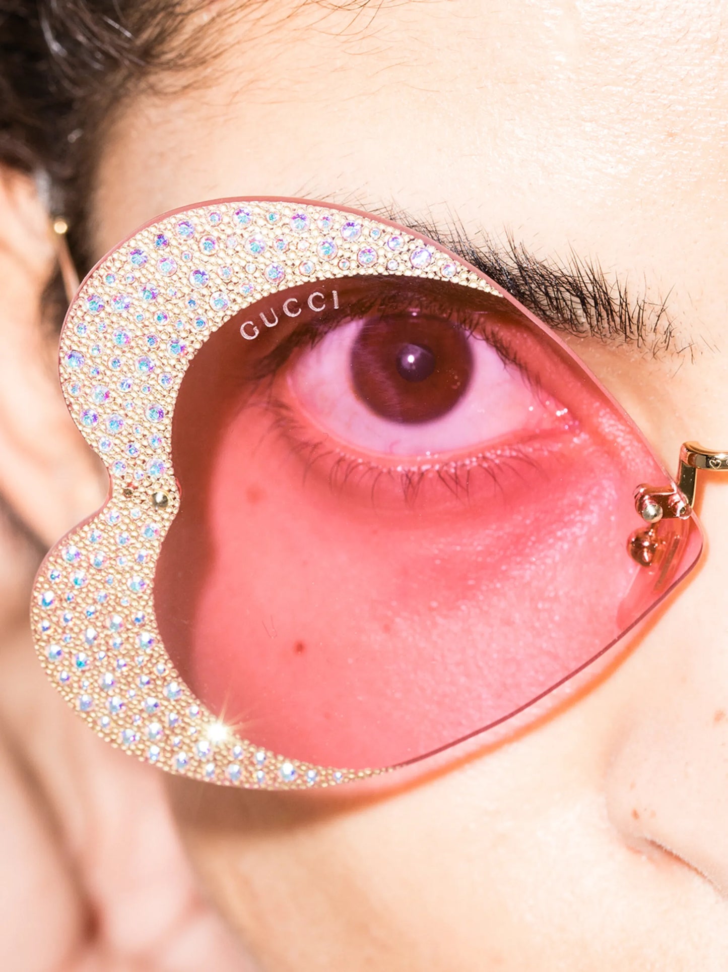 crystal-embellished heart-shape sunglasses