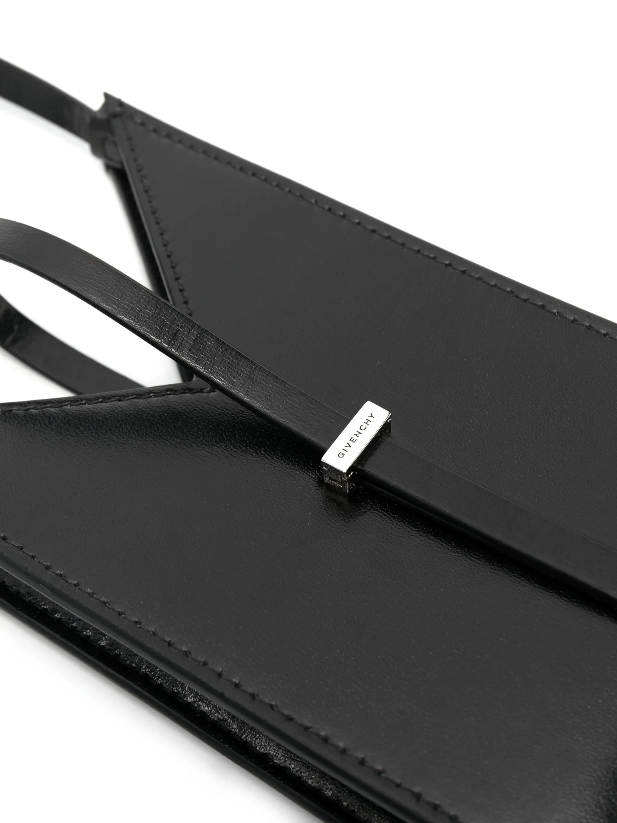 Cut-Out smartphone pouch bag