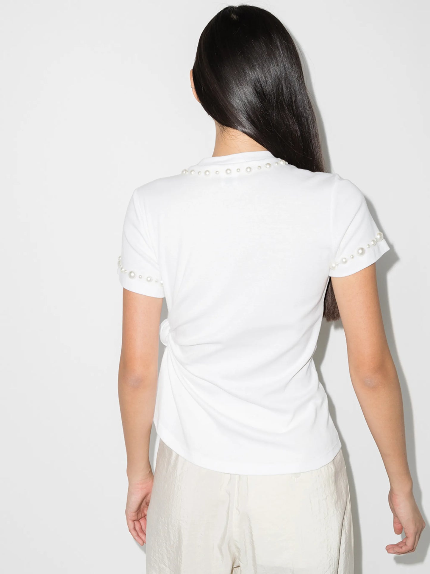 pearl-embellished knotted T-shirt