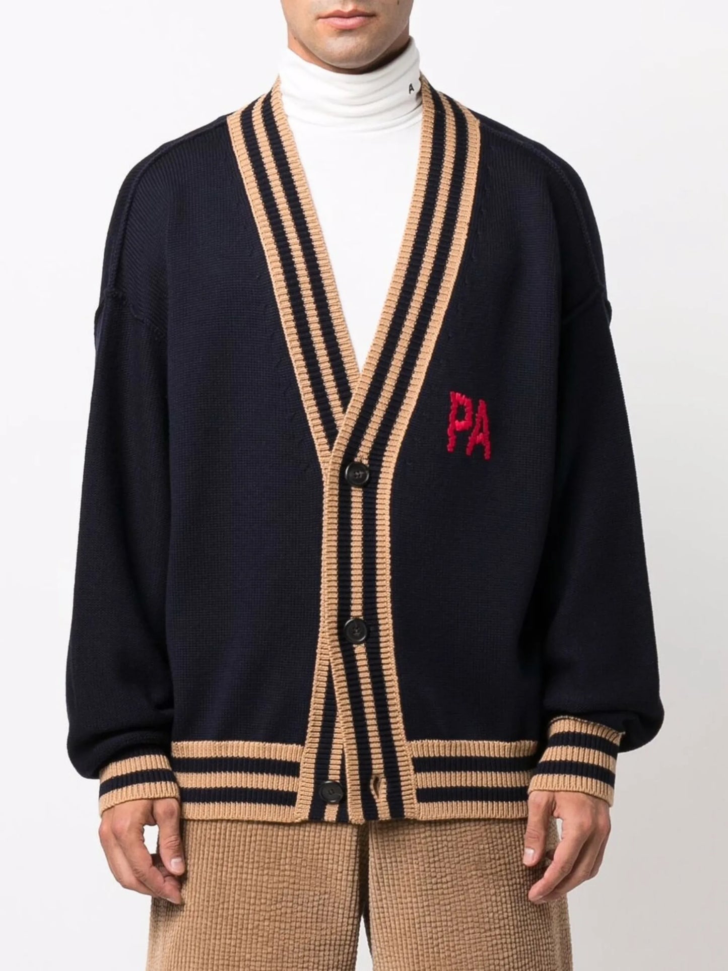 bear-motif cardigan