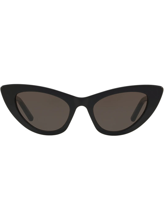 cat-eye sunglasses