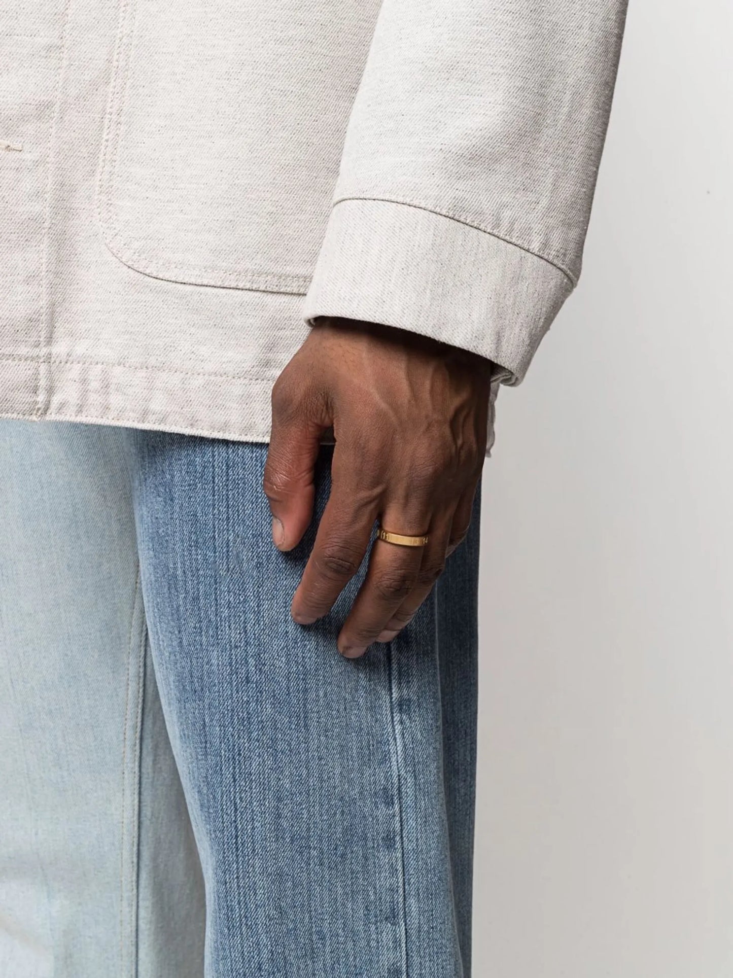 numbers-motif band ring