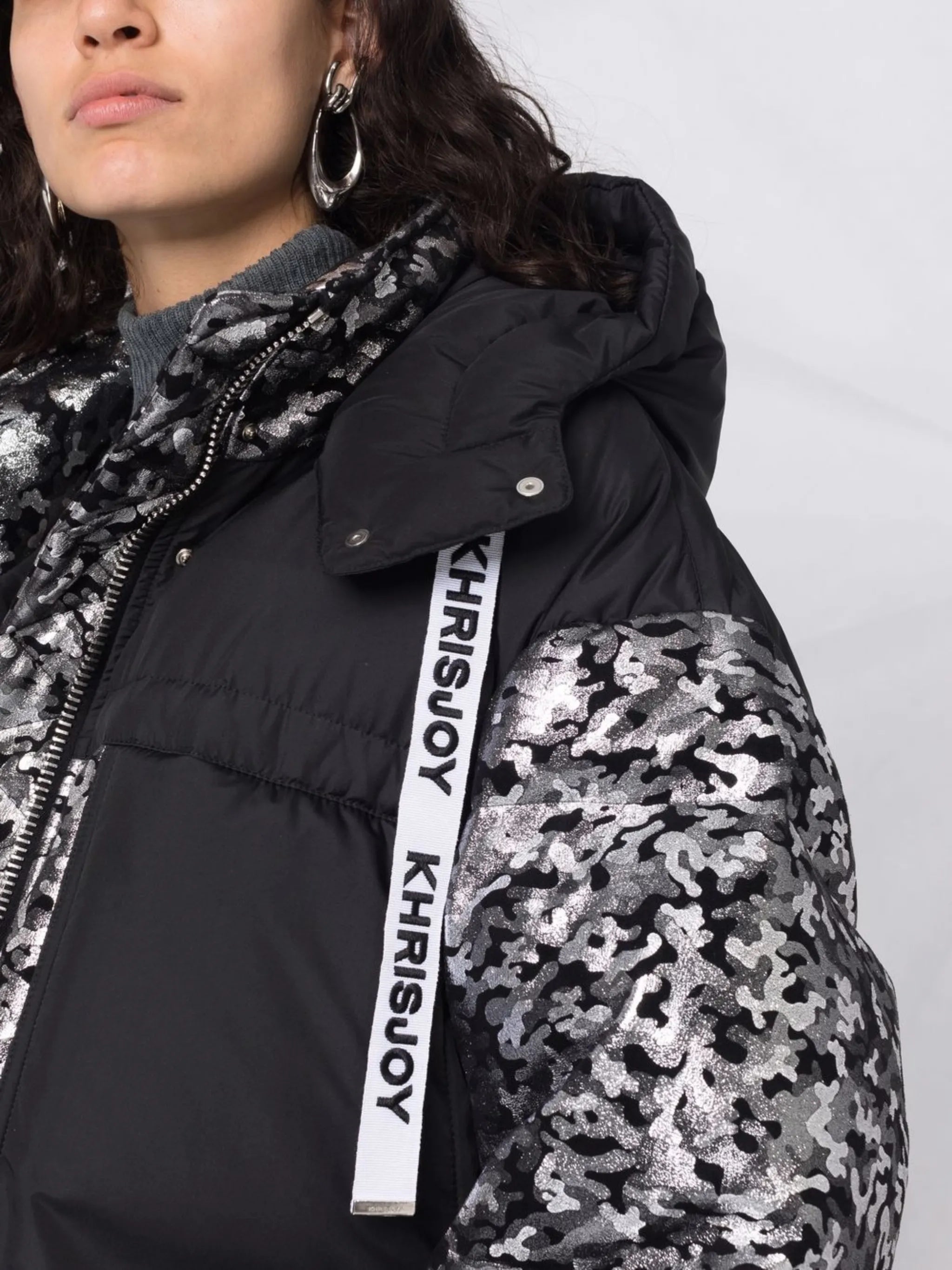 camouflage-print padded parka coat
