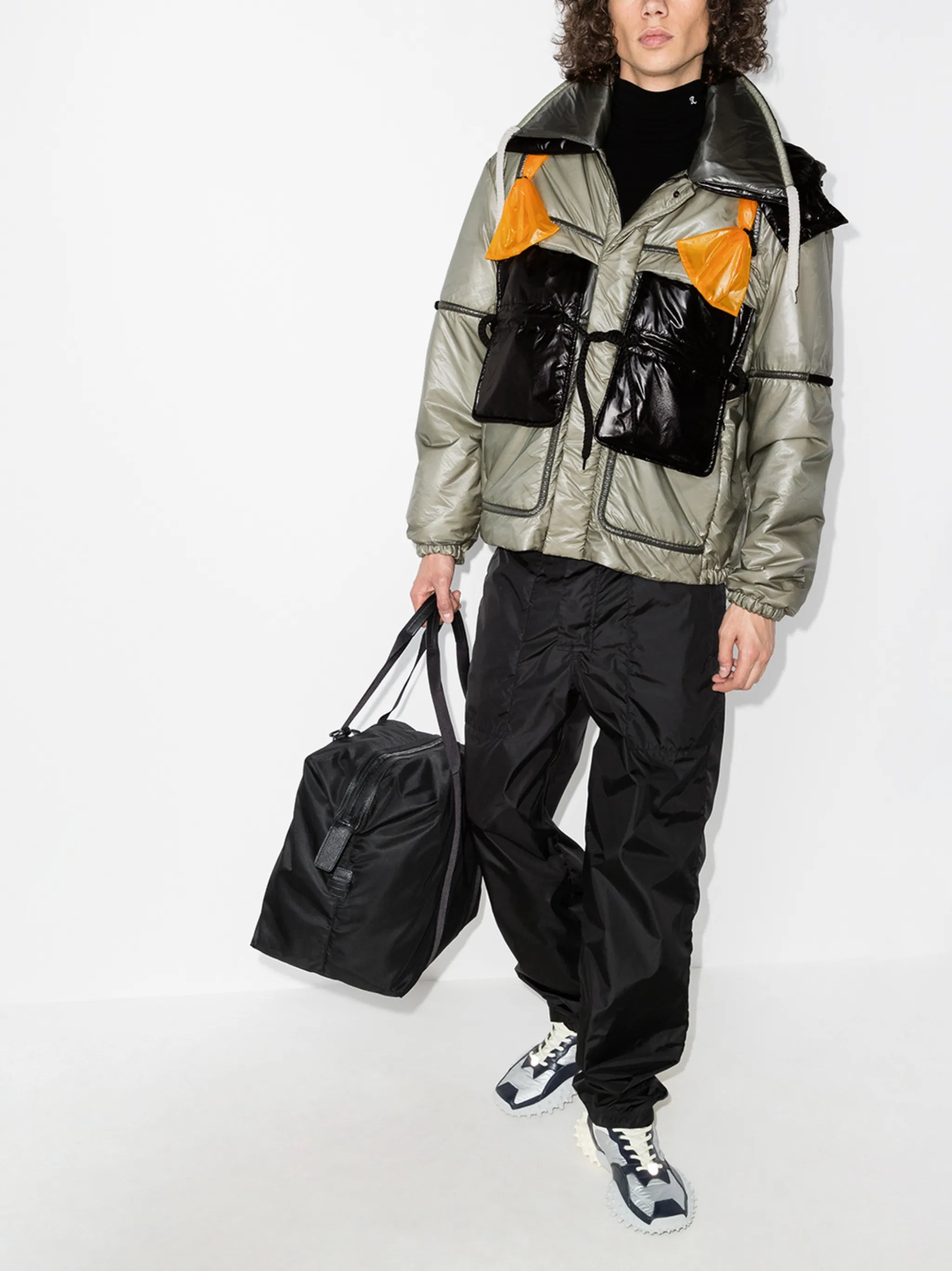 Pillow Rope hooded puffer jacket