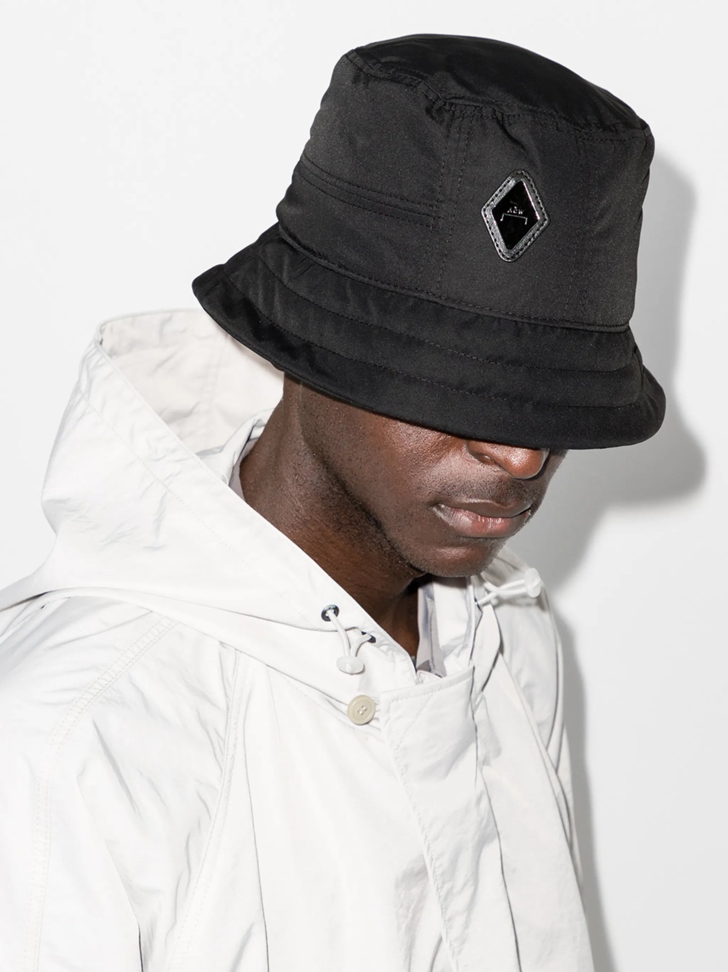 Cell diamond-patch bucket hat