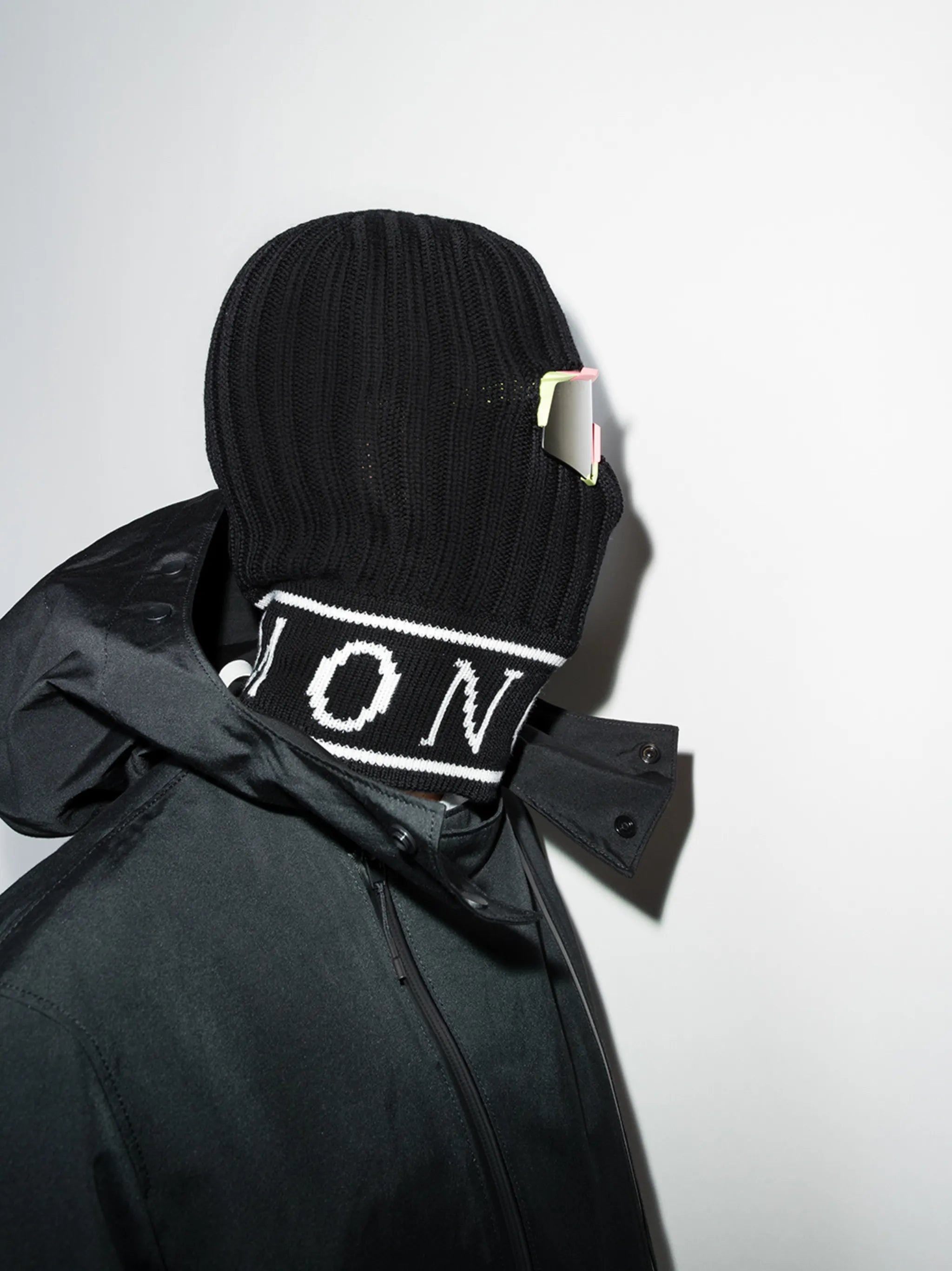 logo ribbed-knit balaclava