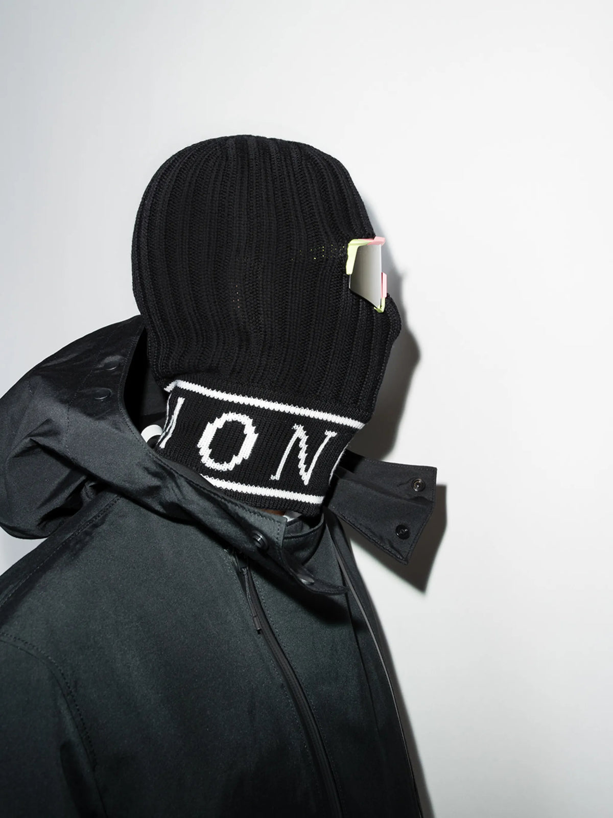 logo ribbed-knit balaclava