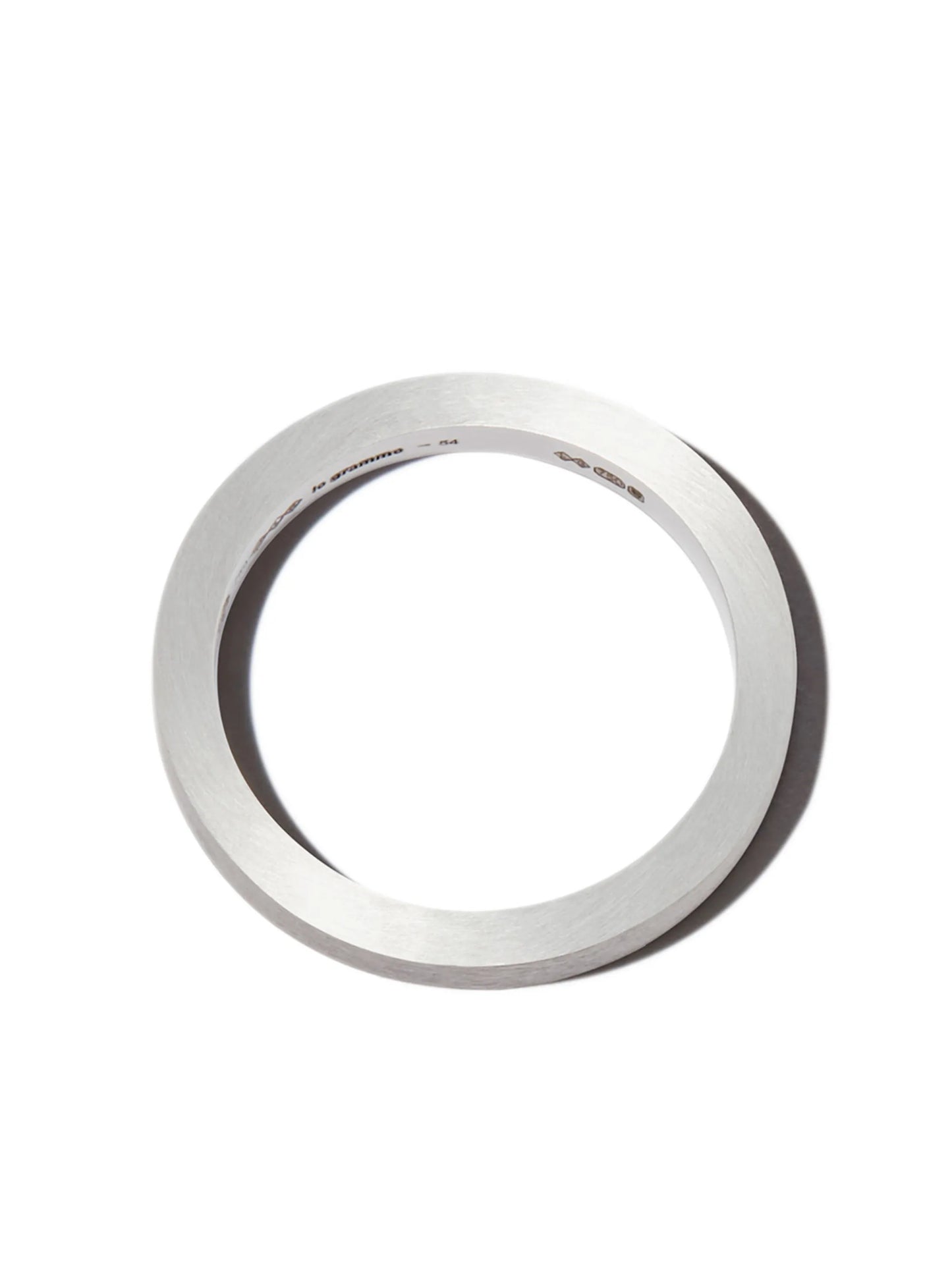 18kt white gold 5g ribbon brushed band ring