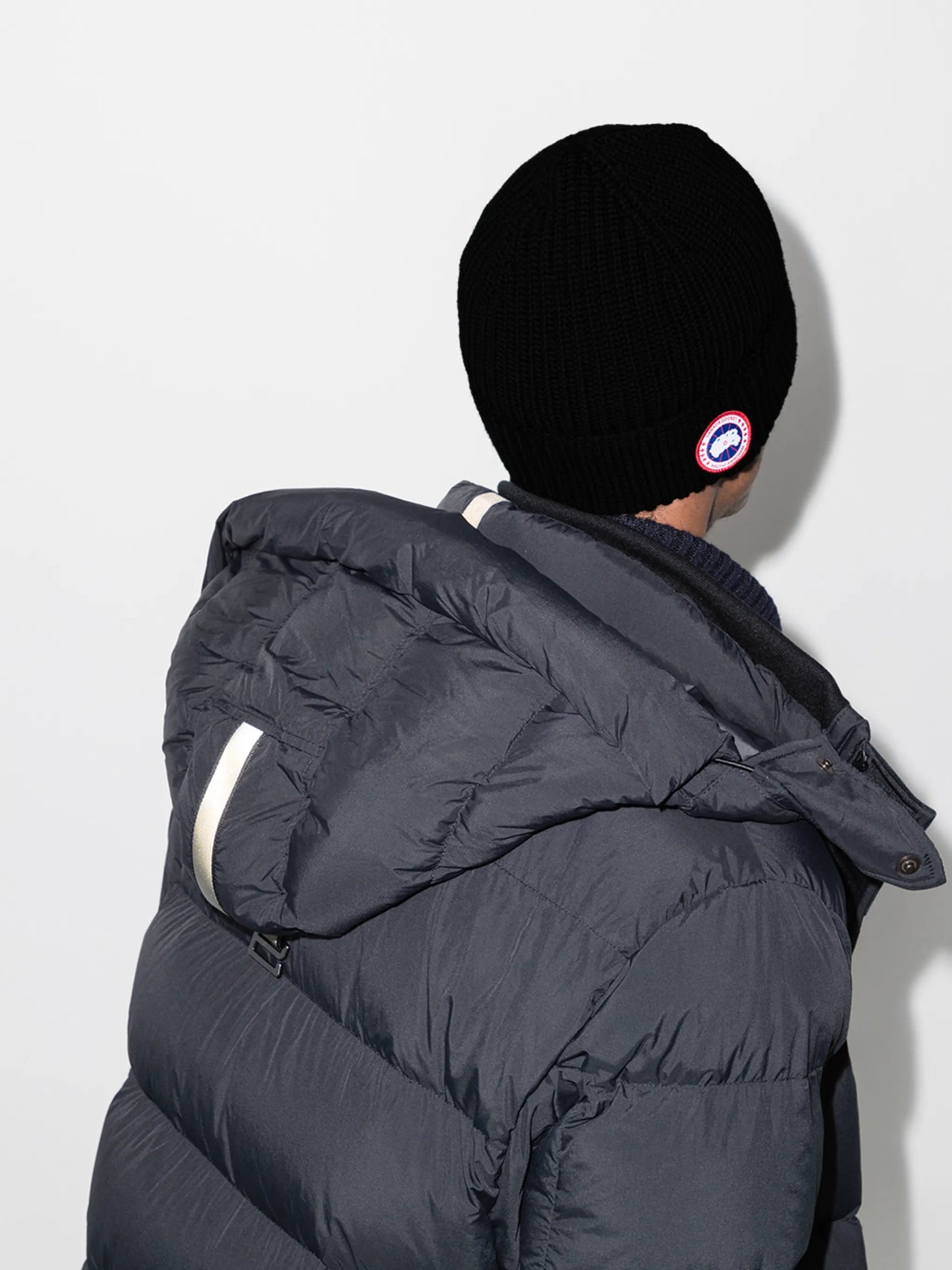 Arctic Disc ribbed-knit beanie
