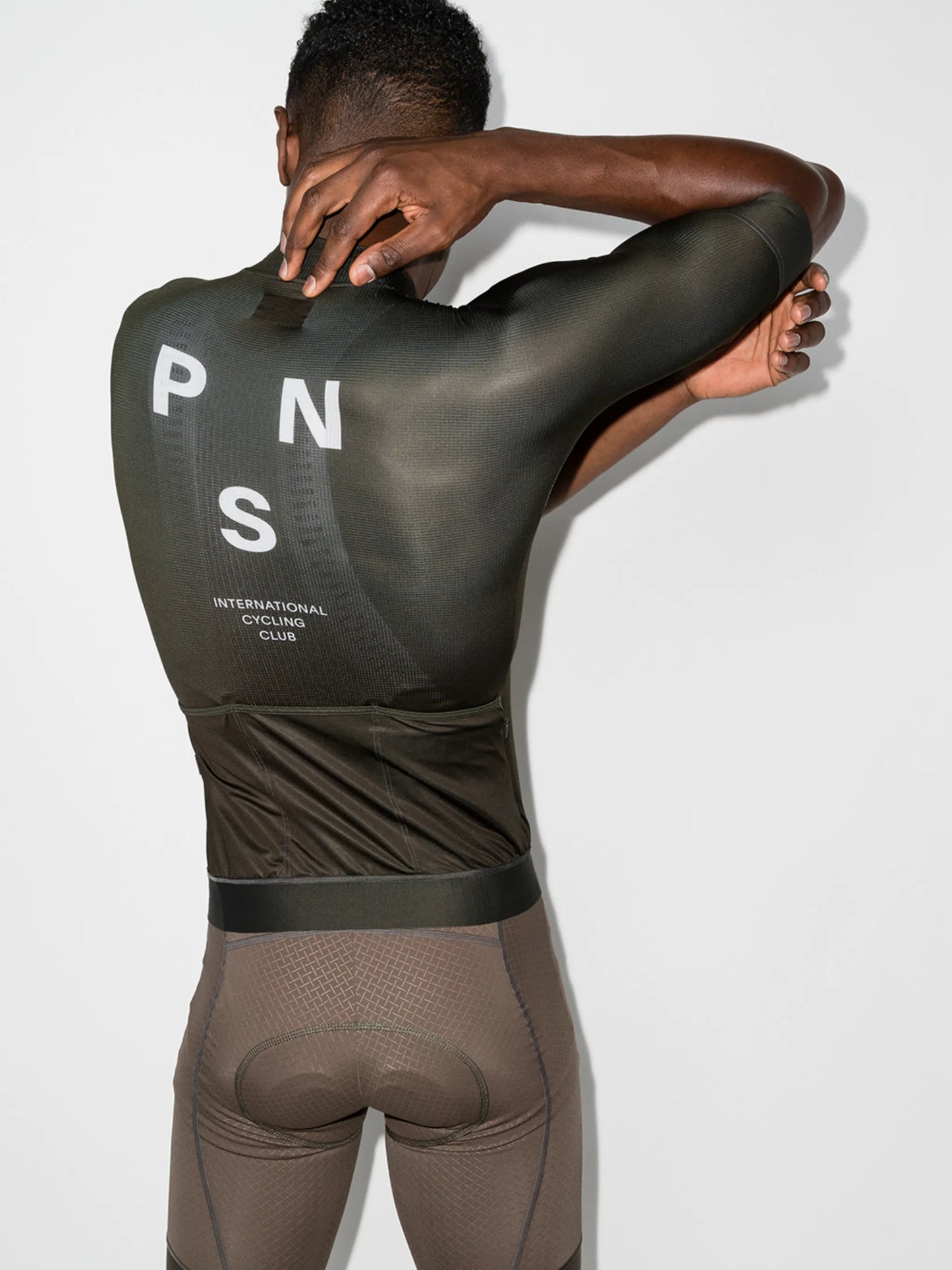 Mechanism cycling vest