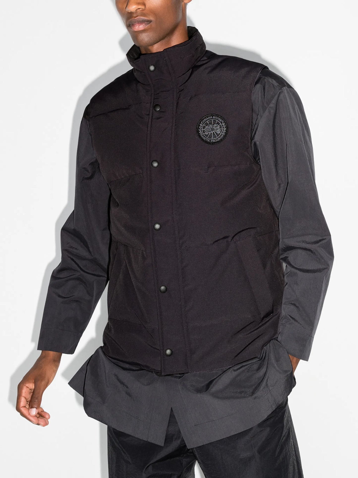 Garson logo-patch padded gilet
