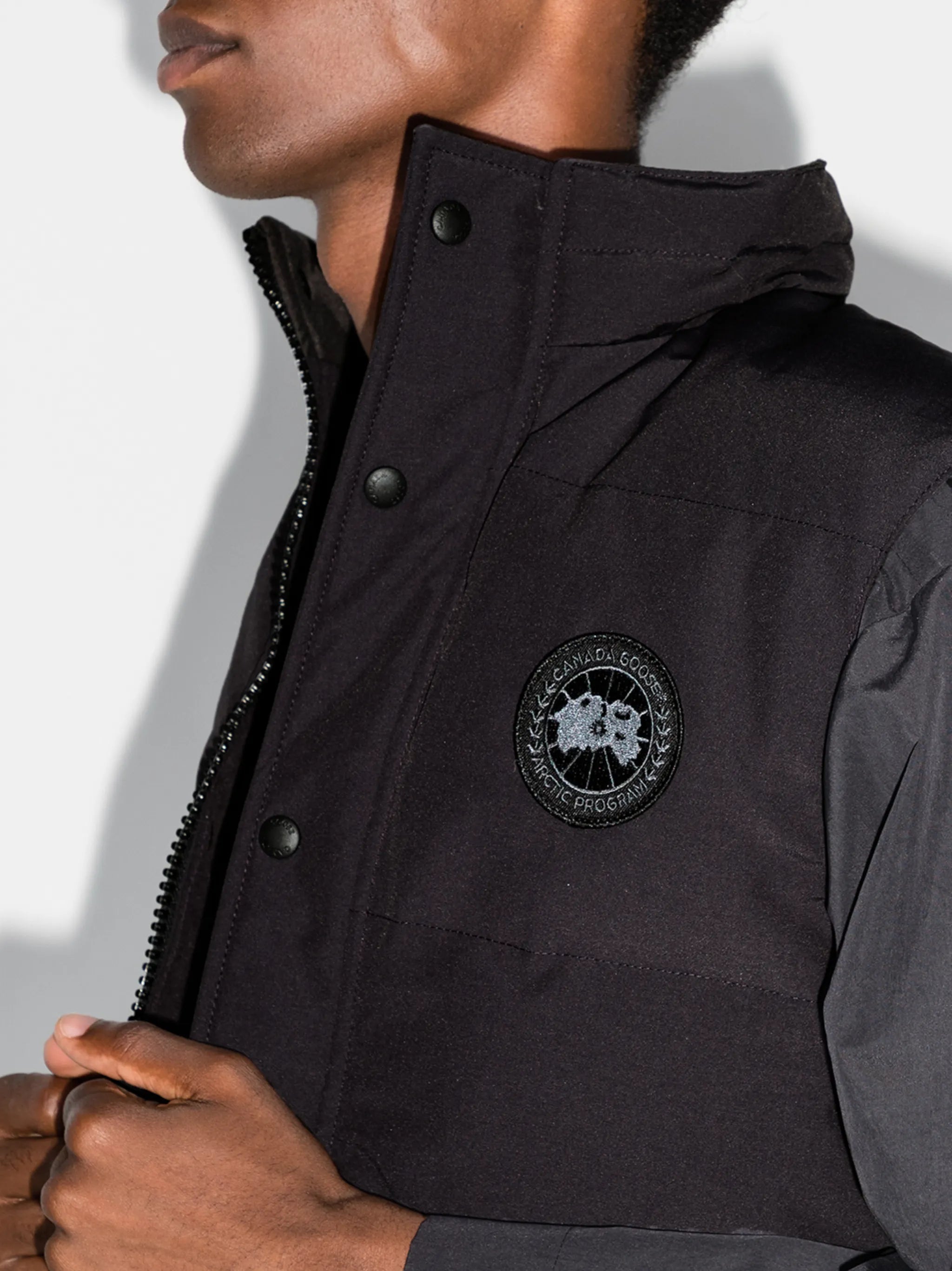 Garson logo-patch padded gilet