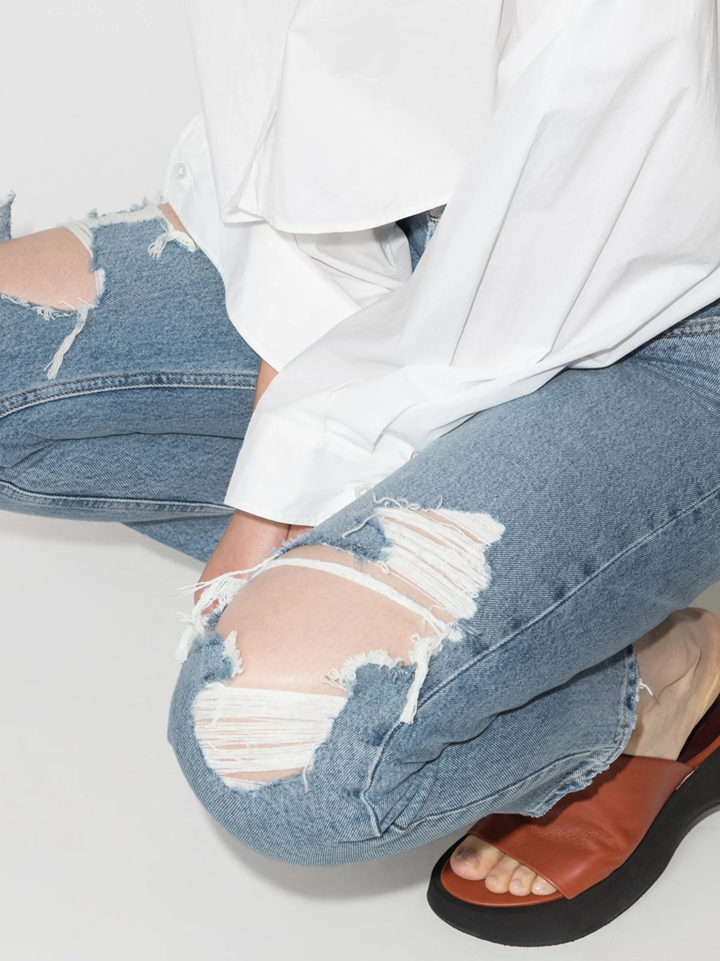 Fen ripped-knee straight-leg jeans